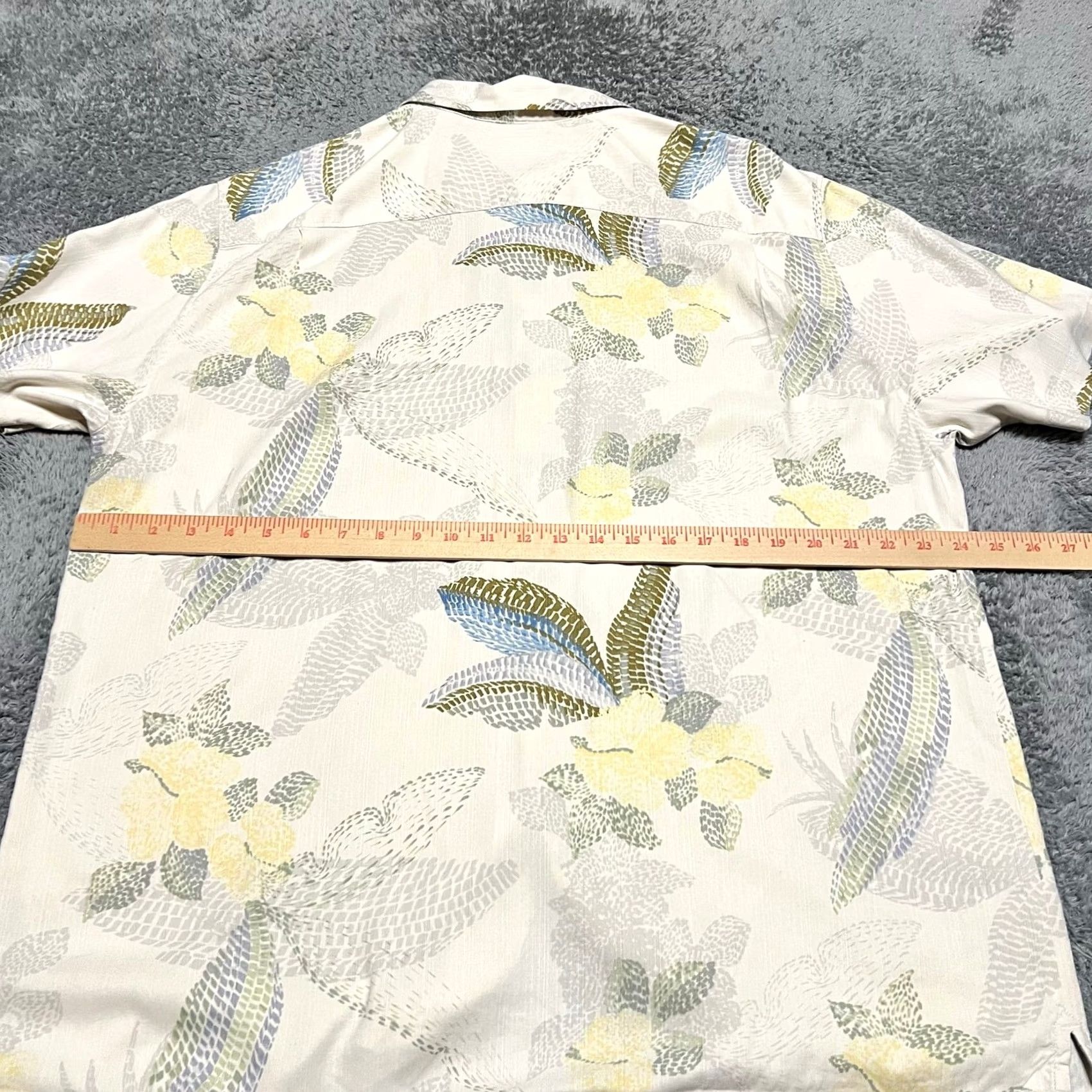 Tommy Bahama Tommy Bahama Camp Shirt Mens XL Cream Hawaiian Floral Silk Short Sleeve Mens XL Size US XL / EU 56 / 4 - 4 Thumbnail