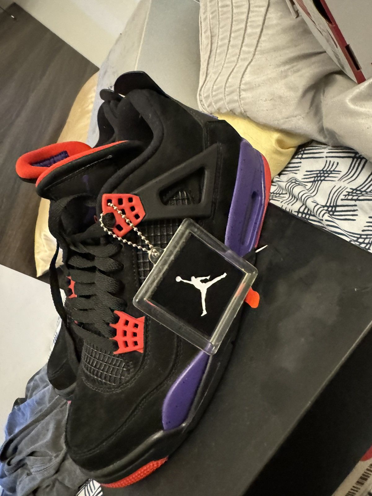 Jordan Brand Jordan 4 raptors Size US 7.5 / EU 40-41 - 2 Thumbnail