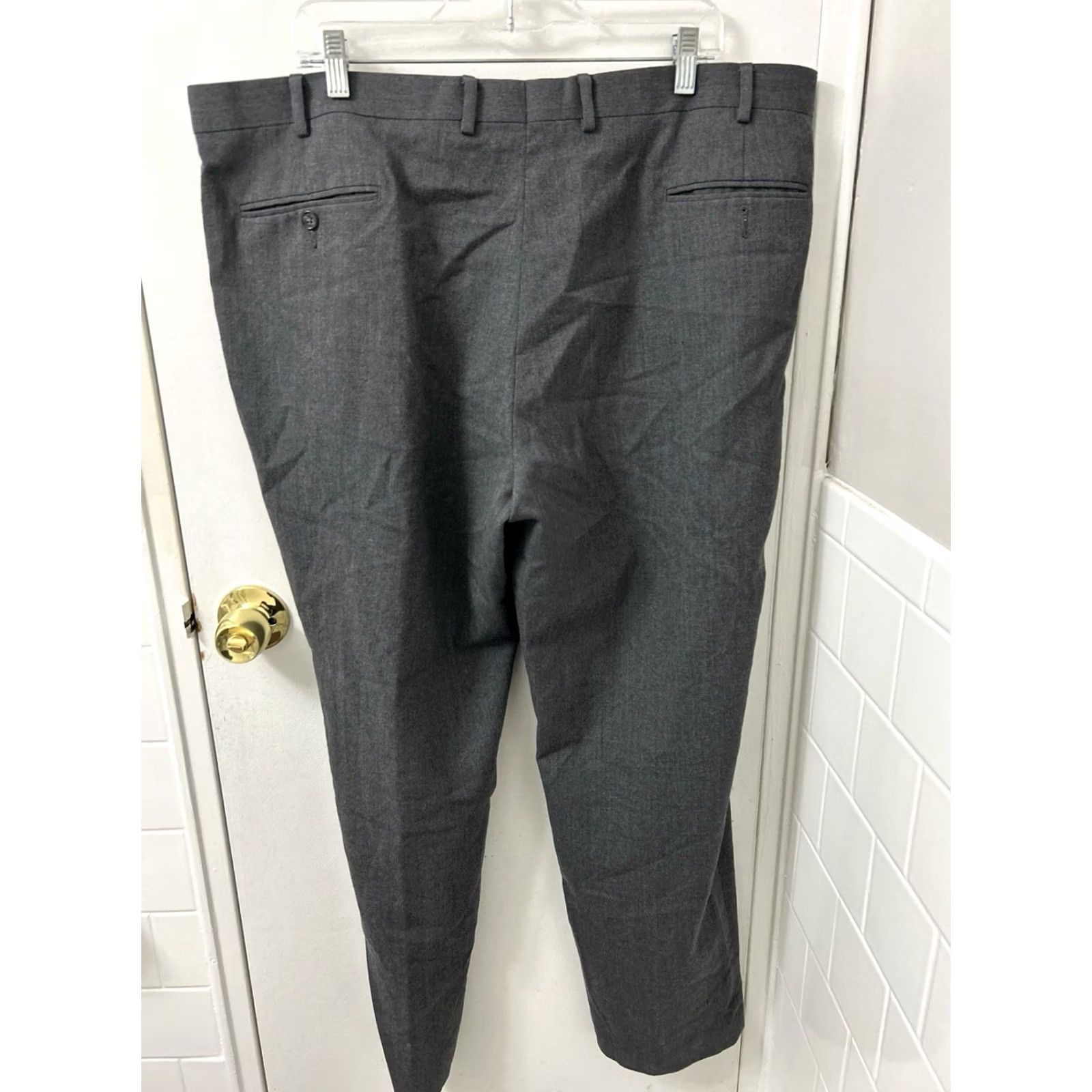 Ralph Lauren Lauren Ralph Lauren Dress Pants Mens 42x31 Charcoal Gray 100% Wool Flat Front Dress Pants Mens Regular 42x31 Gray Wool Flat Front Vintage: No False? Size US 42 / EU 58 - 7 Thumbnail