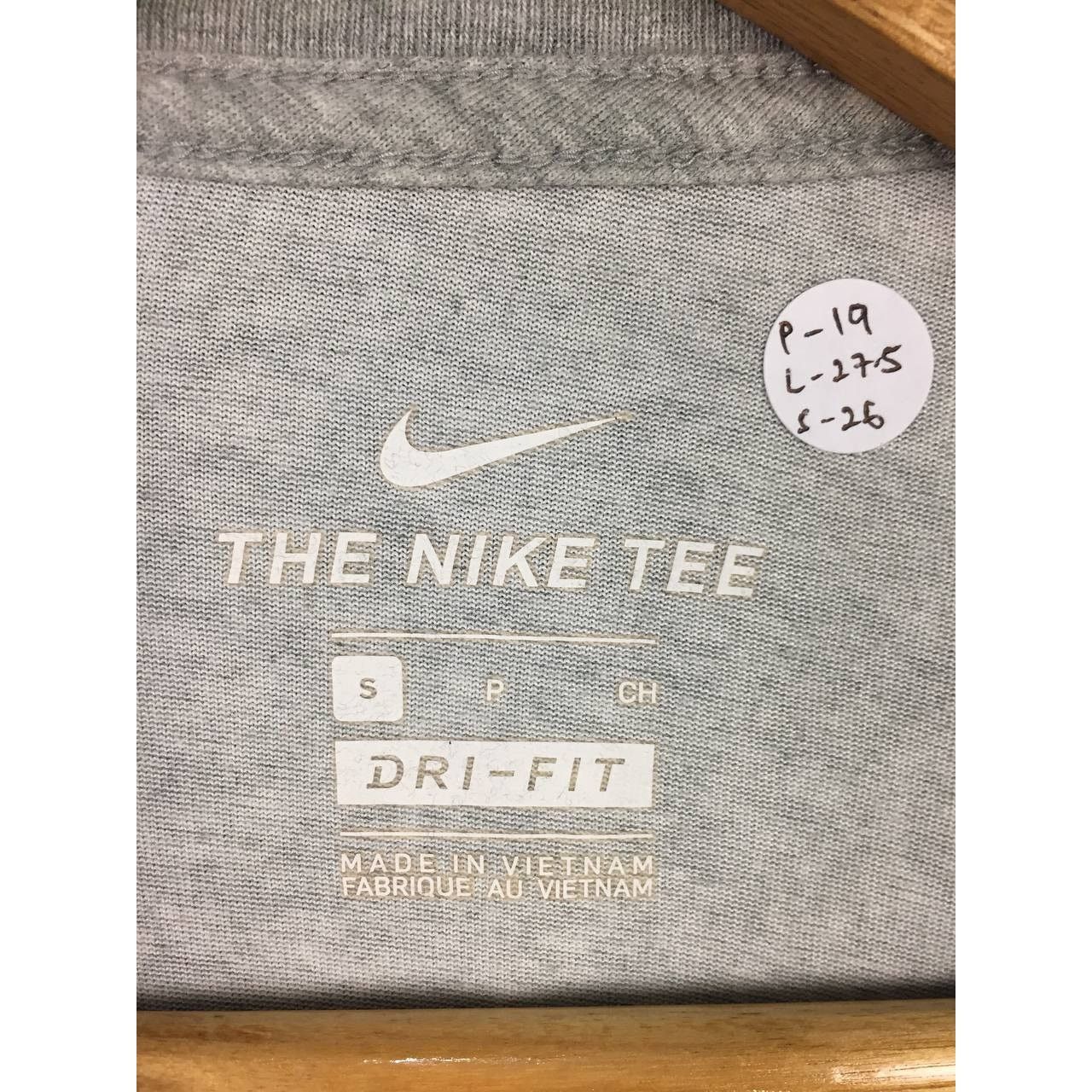 Nike Nike Basketball Big Logo Long Sleeve Tee Size S Size US S / EU 44-46 / 1 - 10 Thumbnail