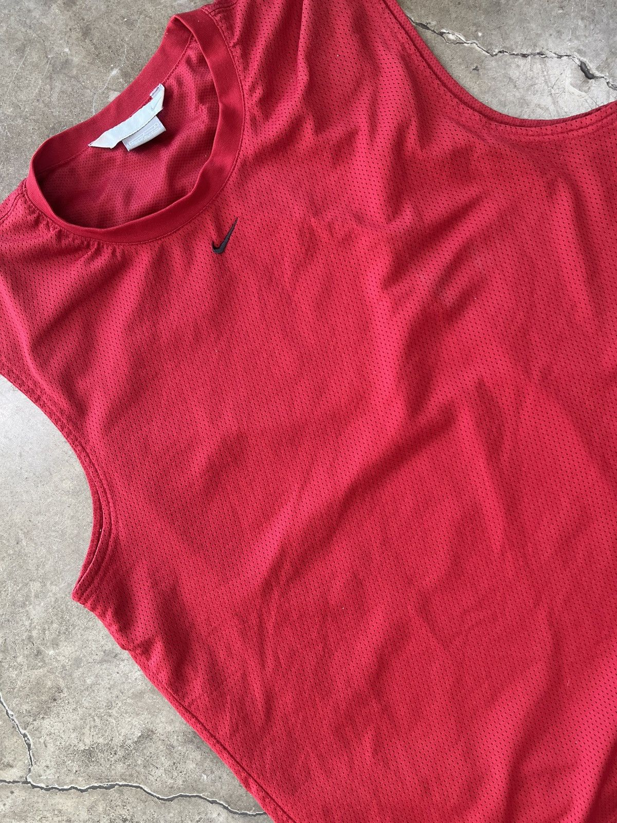 Nike × Vintage Vintage Early 2000 Nike Mesh Muscle Tank Top Large Size US L / EU 52-54 / 3 - 1 Thumbnail