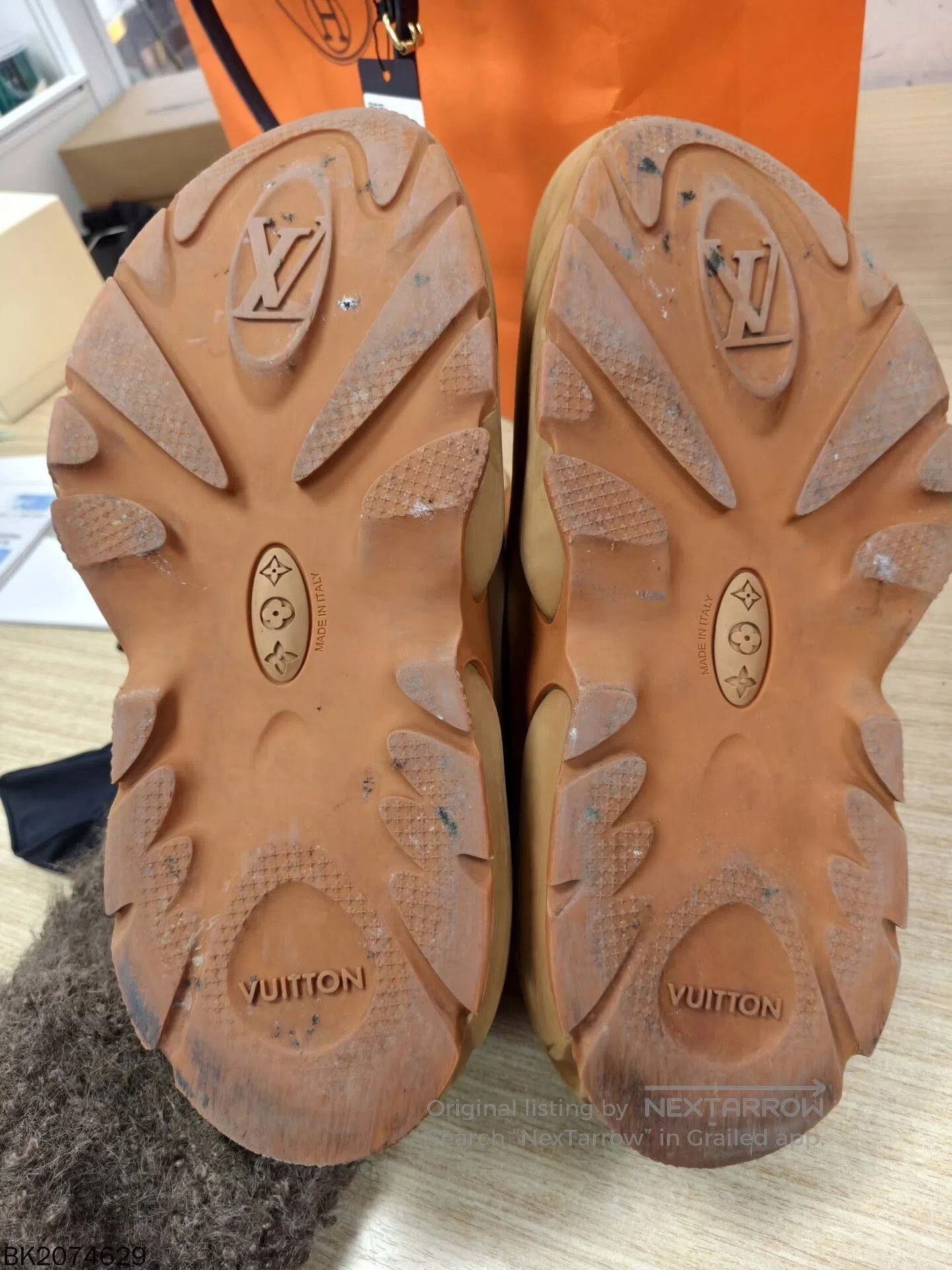 Louis Vuitton louis vuitton shark leather sandals size 11. Size US 11 / EU 44 - 9 Thumbnail