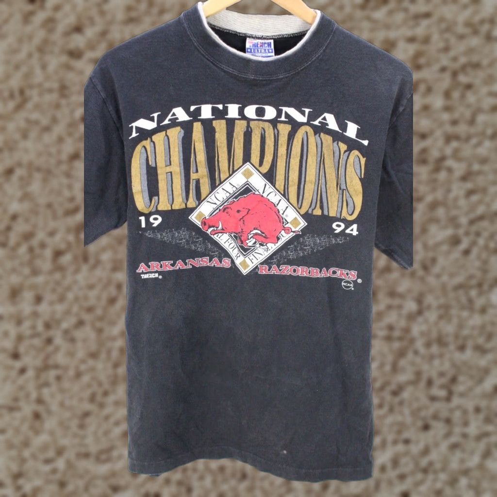 Vintage Arkansas Razorbacks 1994 National Champions Mens Cotton Graphic T-Shirt 90s Black Mens