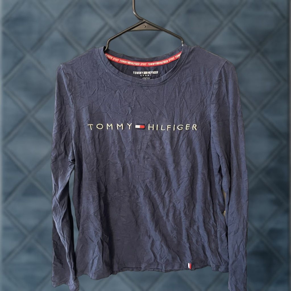 Tommy Hilfiger Tommy Hilfiger Sport T Shirt Womens M Long Sleeve Red White Blue Size M Color Blue Sports Theme Womens Size M / US 6-8 / IT 42-44 - 1 Thumbnail