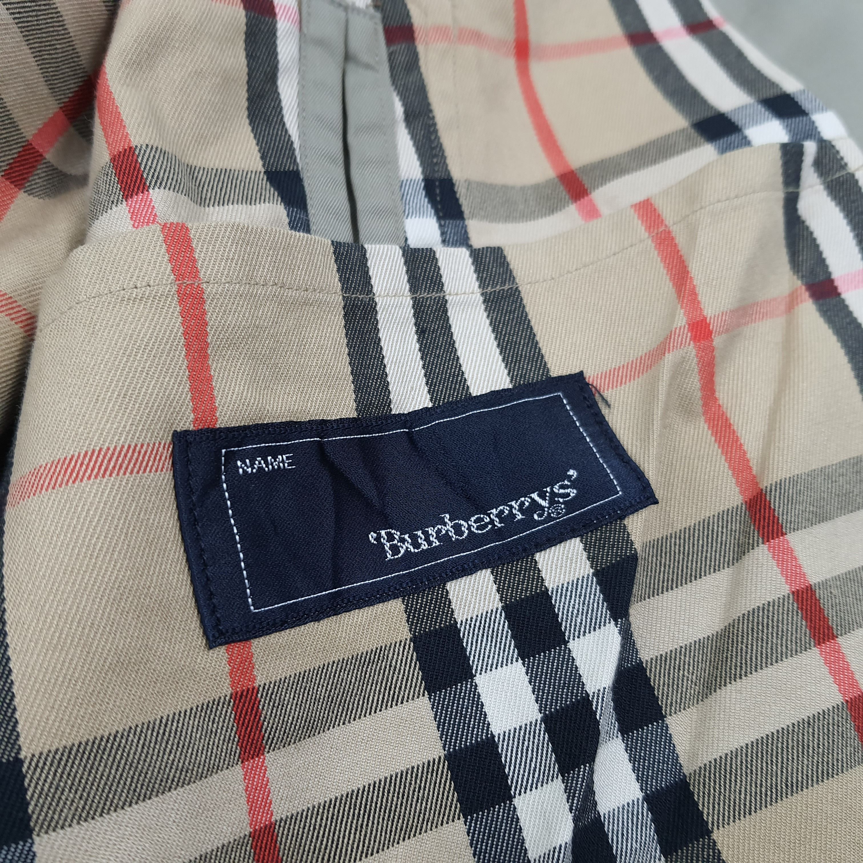 Burberry × Vintage Vintage Burberrys Nova Check Trench Jacket Size US L / EU 52-54 / 3 - 6 Thumbnail