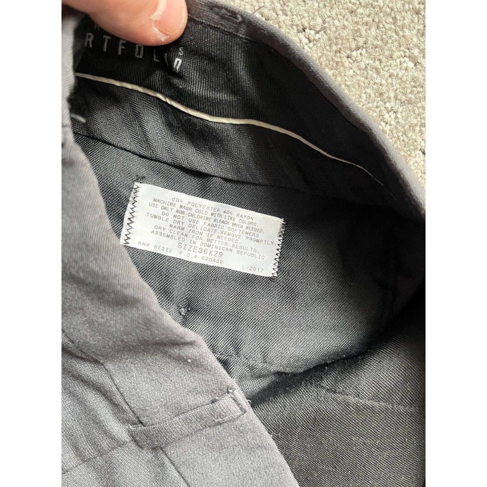 Perry Ellis Perry Ellis Portfolio Pleated Front Dress Pant Size 36x29 Gray Polyester Men's Pants Straight Leg Business Casual Formal 36 Regular Cuffed Size US 36 / EU 52 - 5 Thumbnail