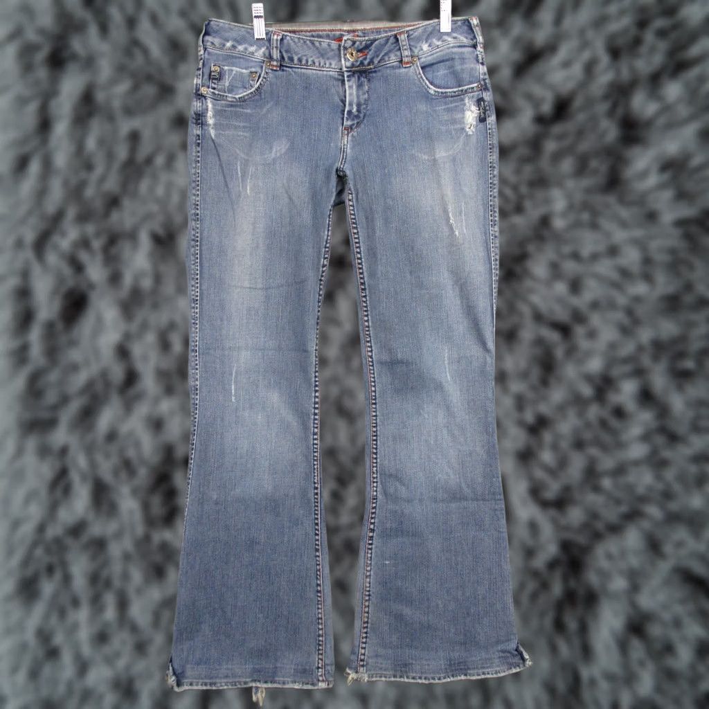 Silver Jeans Co. Silver Jeans Matrix Jeans Womens Bootcut 32x32 Blue Light Wash Distressed Denim Jeans Women Size 24" / US 00 / IT 34 - 1 Thumbnail