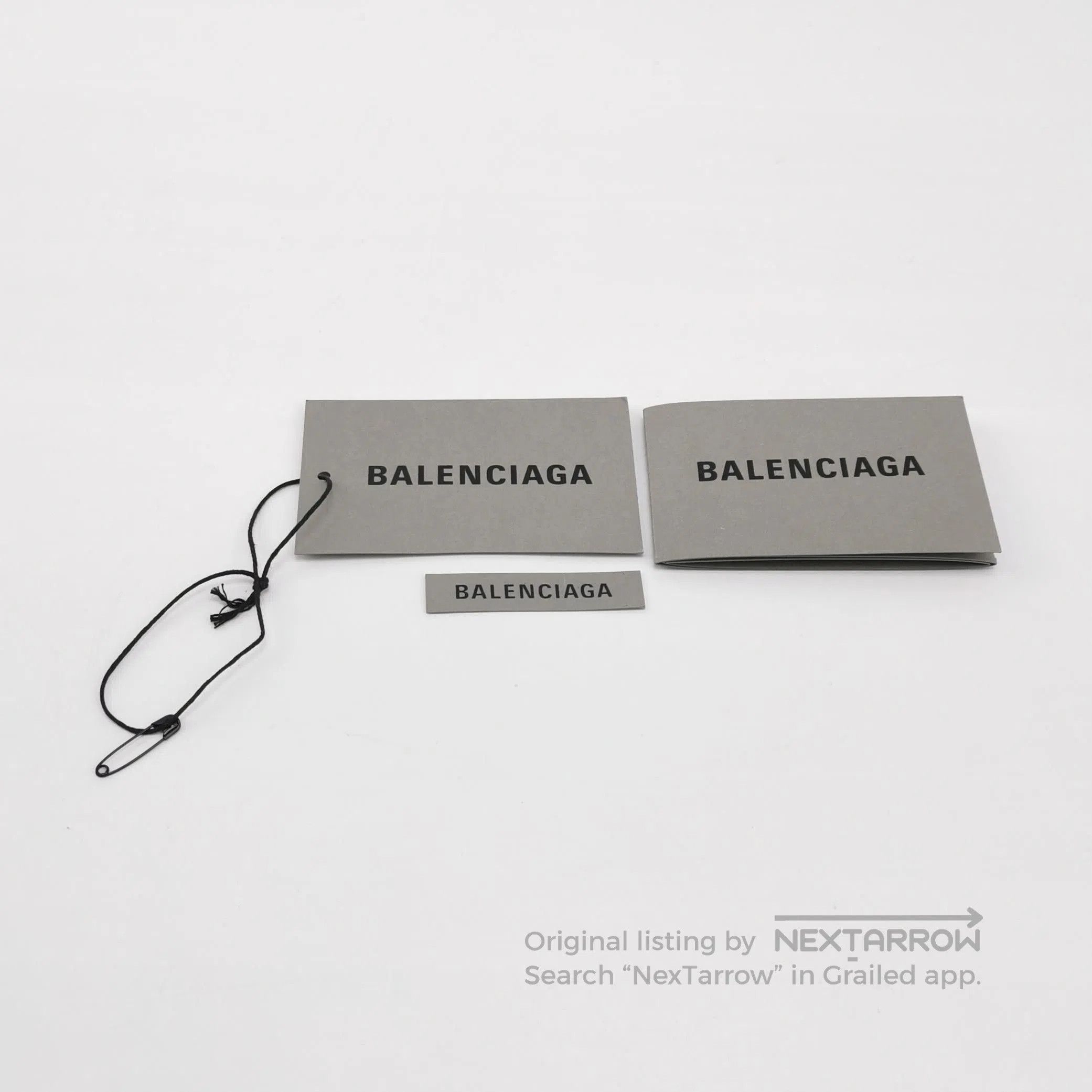Balenciaga Balenciaga Canvas Leather Logo Zip Clutch. Size ONE SIZE - 8 Thumbnail