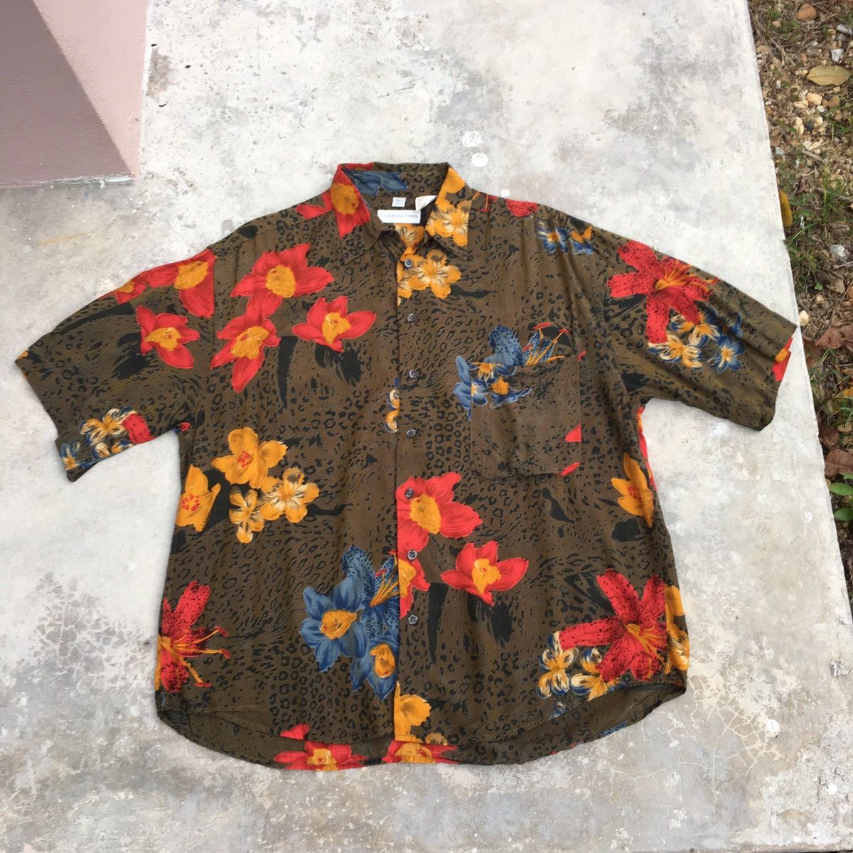 Vintage ALEXANDER POWER Made In Italy Rayon Hawaiian Shirt