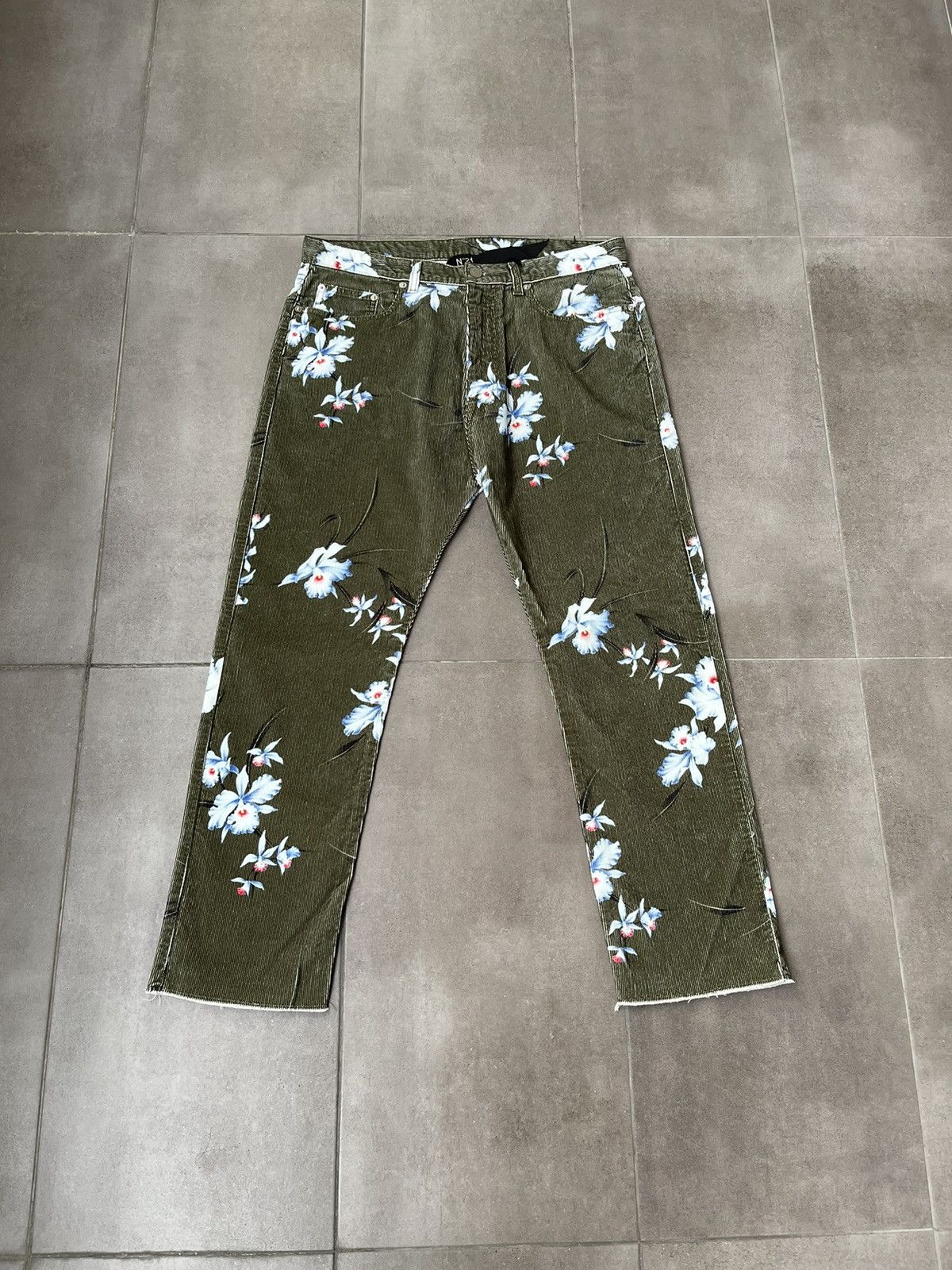 N21 !DS! FW22 N21 Floral Print Straight Leg Green Corduroy Pants Size US 32 / EU 48 - 2 Thumbnail