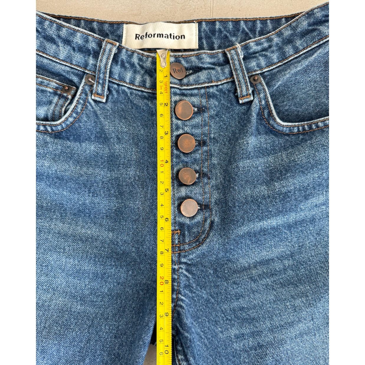 Reformation Reformation Mid Rise Button Straight Leg Jeans, Baltic Wash Size 25" / US 0 / IT 36 - 6 Thumbnail