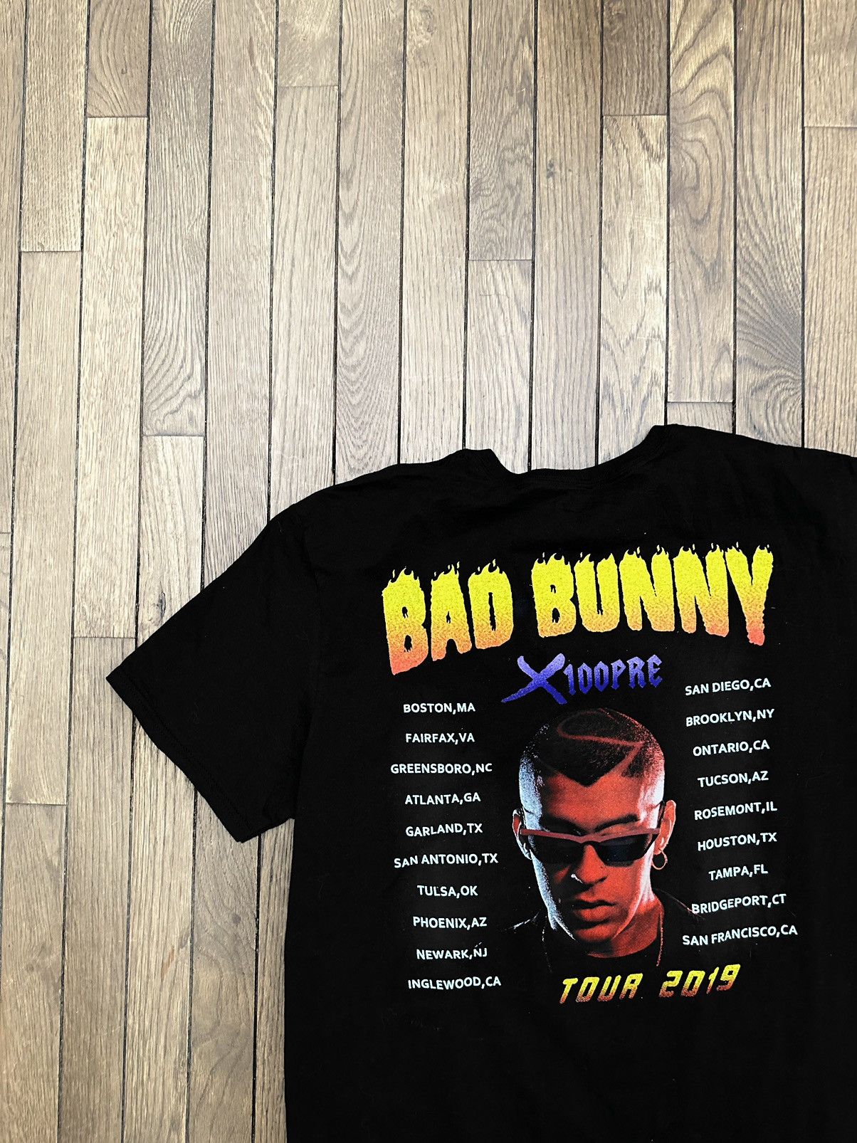 Band Tees RARE Bad Bunny x Bugs Bunny 2019 " X 100 Pre " Tour Tee Size US XL / EU 56 / 4 - 3 Thumbnail