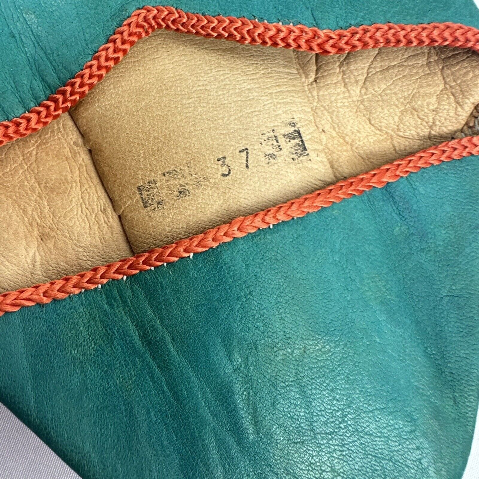 Handmade MOROCCAN TRADITIONAL HANDMADE SHEEP SKIN LEATHER Mules Sz6.5 Size US 6.5 / IT 36.5 - 3 Thumbnail