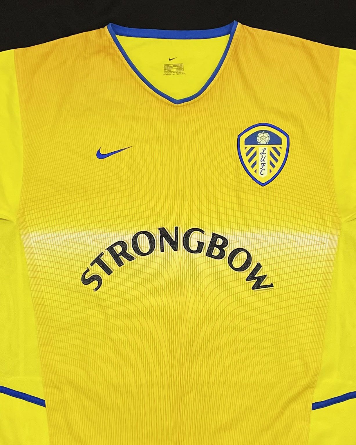 Nike Leeds United Away Kit 2002 2003 Size US L / EU 52-54 / 3 - 3 Thumbnail