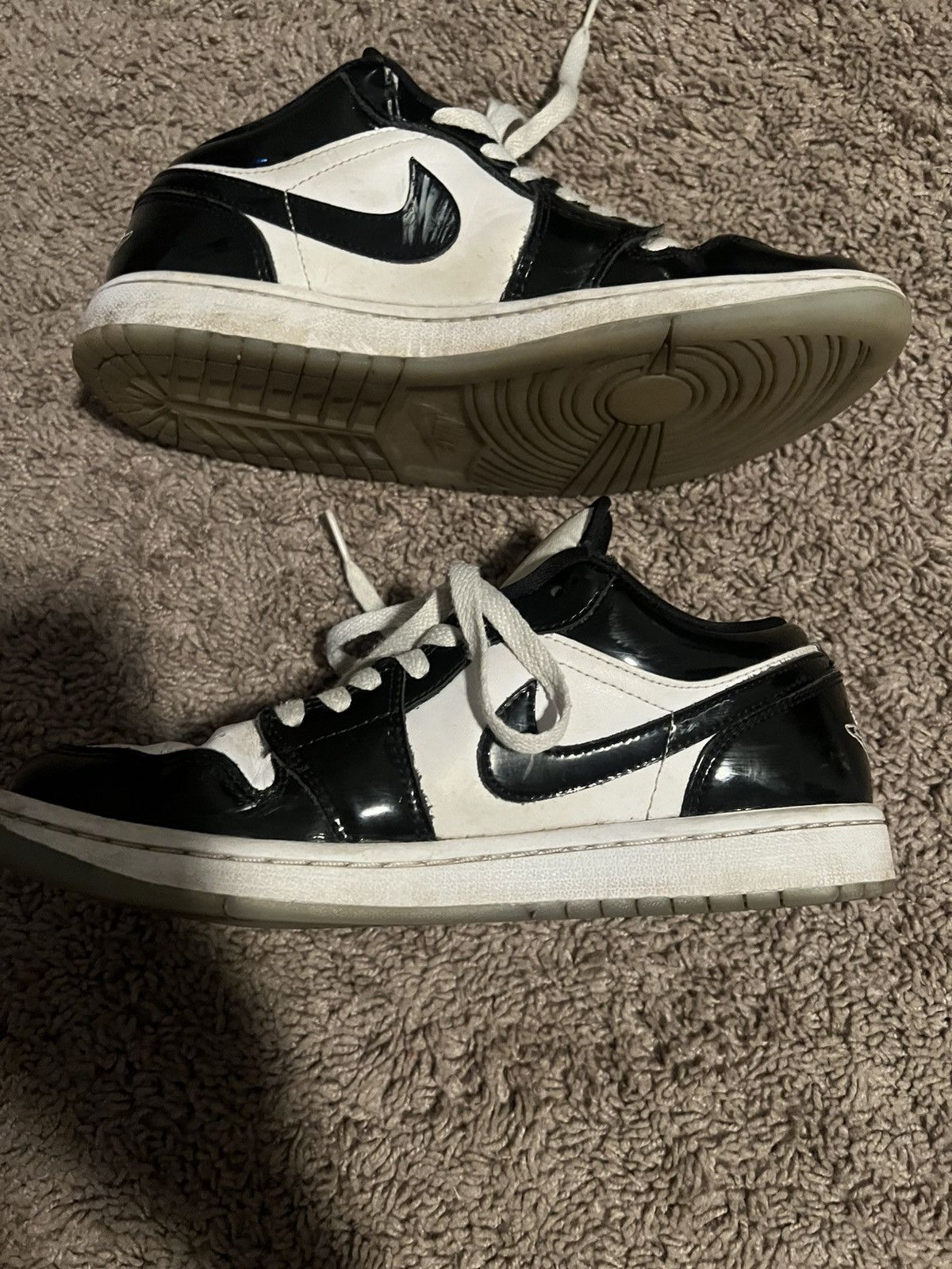Jordan Brand Jordan 1 Concord Low SE Size US 8 / EU 41 - 2 Thumbnail