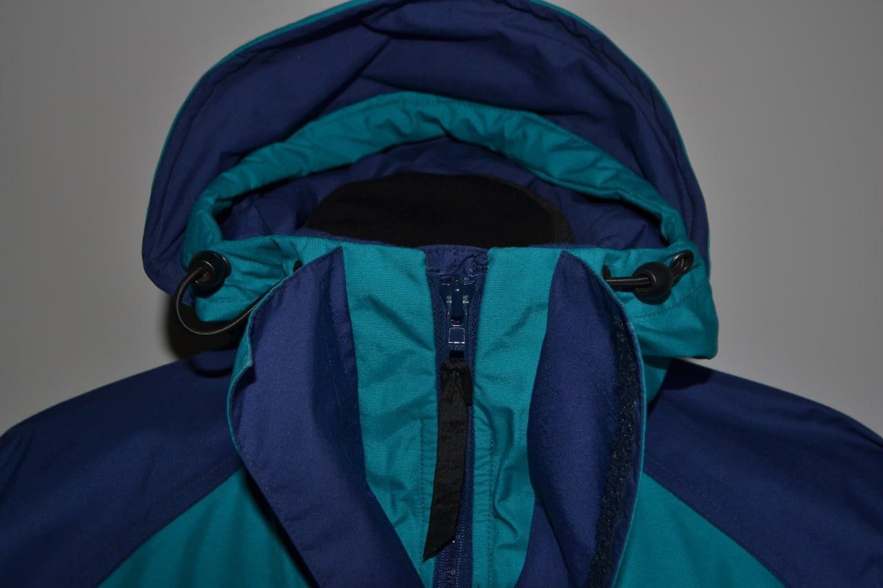 Berghaus × Vintage Vintage Berghaus Gore-Tex Jacket Windbreaker Women’s Size 12 Size L / US 10 / IT 46 - 4 Thumbnail