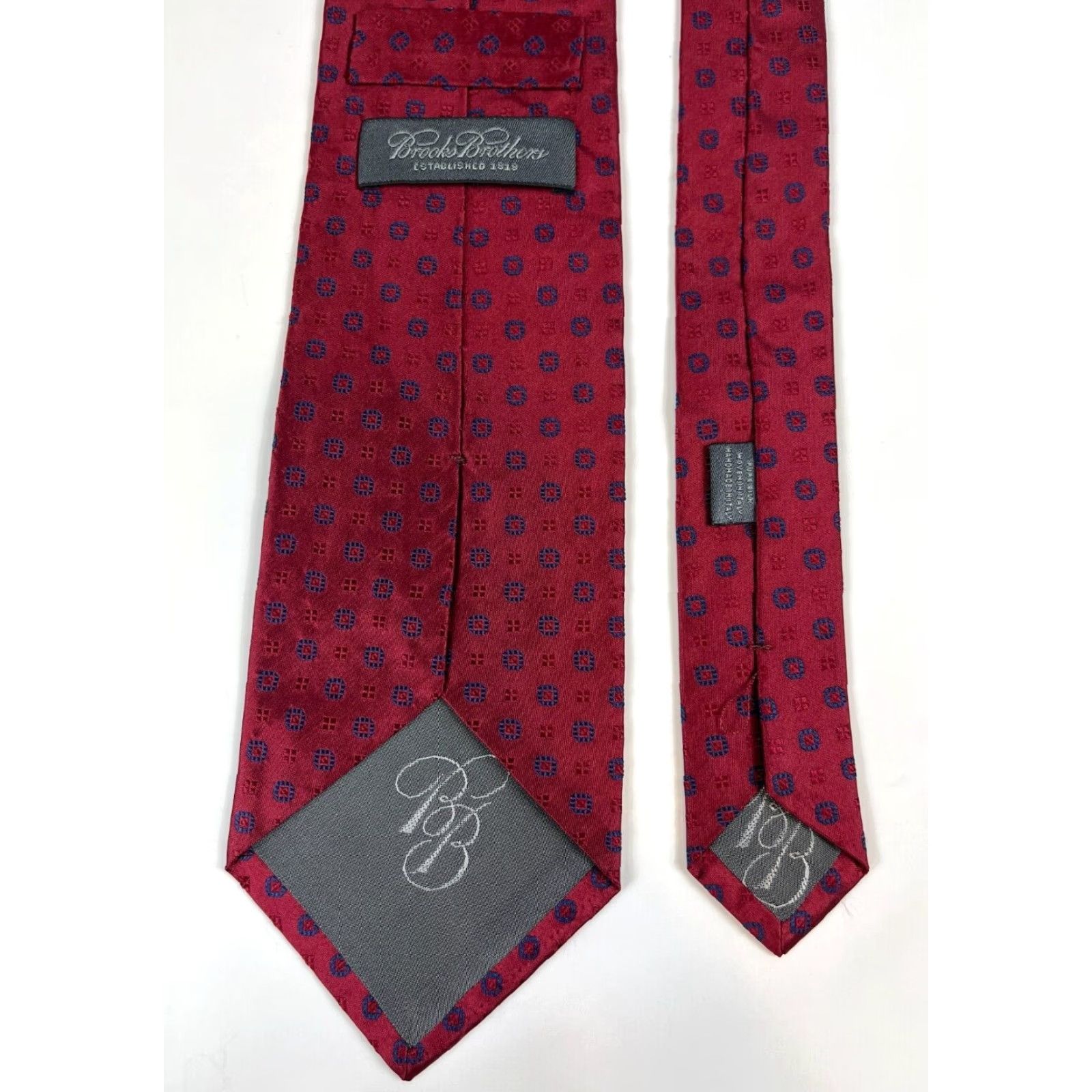 Brooks Brothers Brooks Brothers Silk Tie Geometric Foulard Handmade in Italy Men’s Red 59.75" 4" Width Classic Length Designer Tie N/A Womens Mens? (Gender at end) Size ONE SIZE - 7 Thumbnail