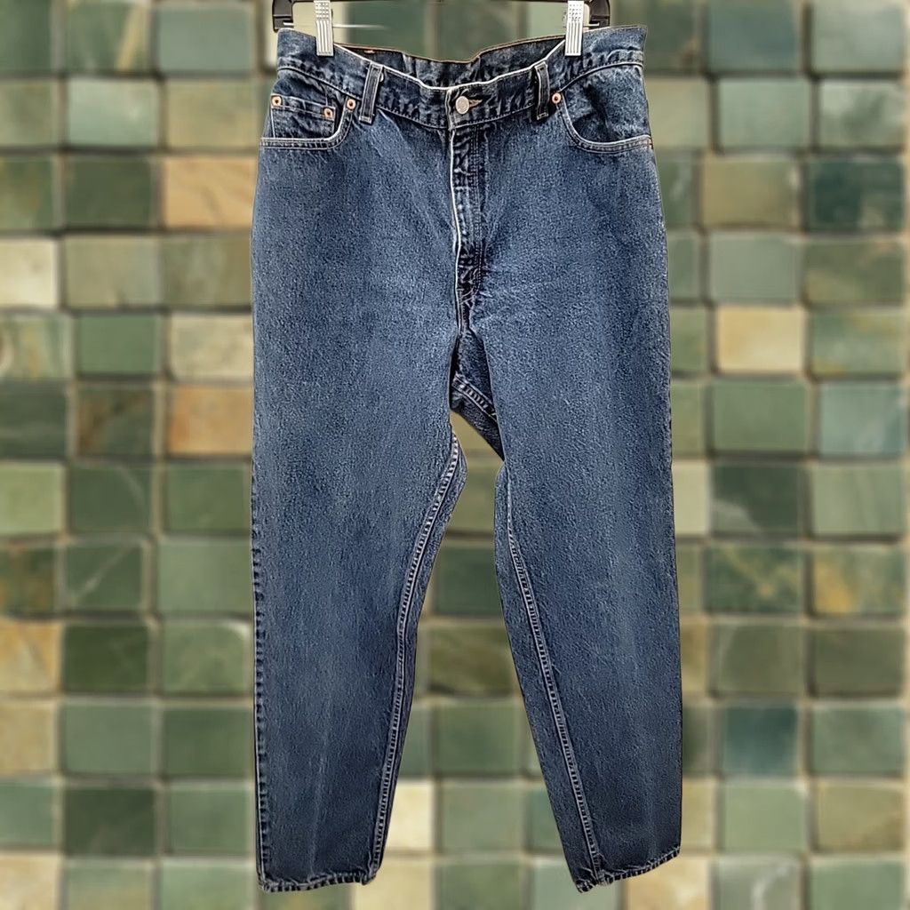 Levi's VINTAGE Levi's 550 Jeans Women's 16L Blue Cotton Denim Relaxed Tapered 5-Pocket Design Jea ns Size 38" / US 16 / IT 52 - 1 Thumbnail
