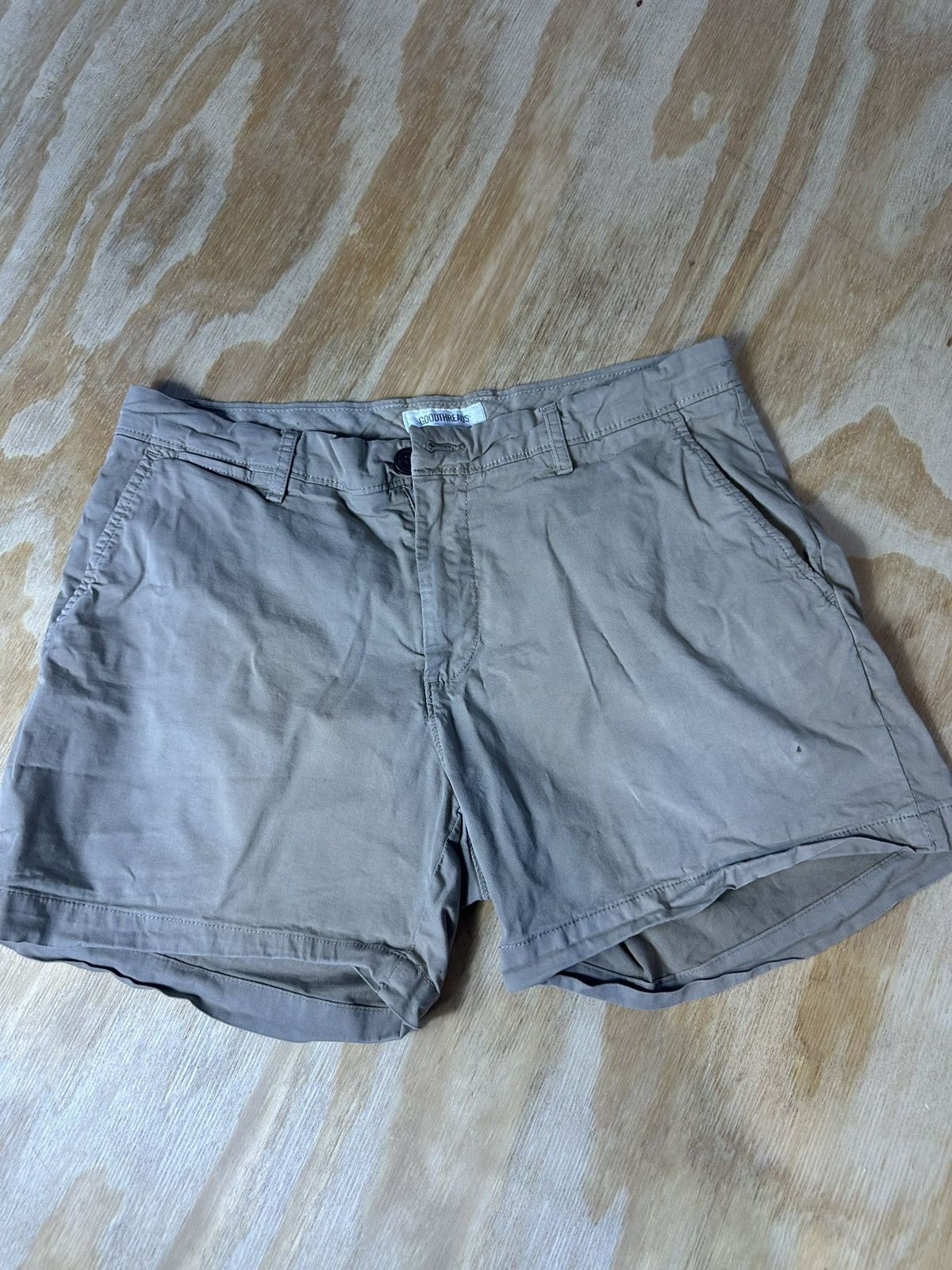 Other Classic Khaki Shorts Mens Tan Casual Size 31 Classic Fit Size US 31 - 2 Thumbnail