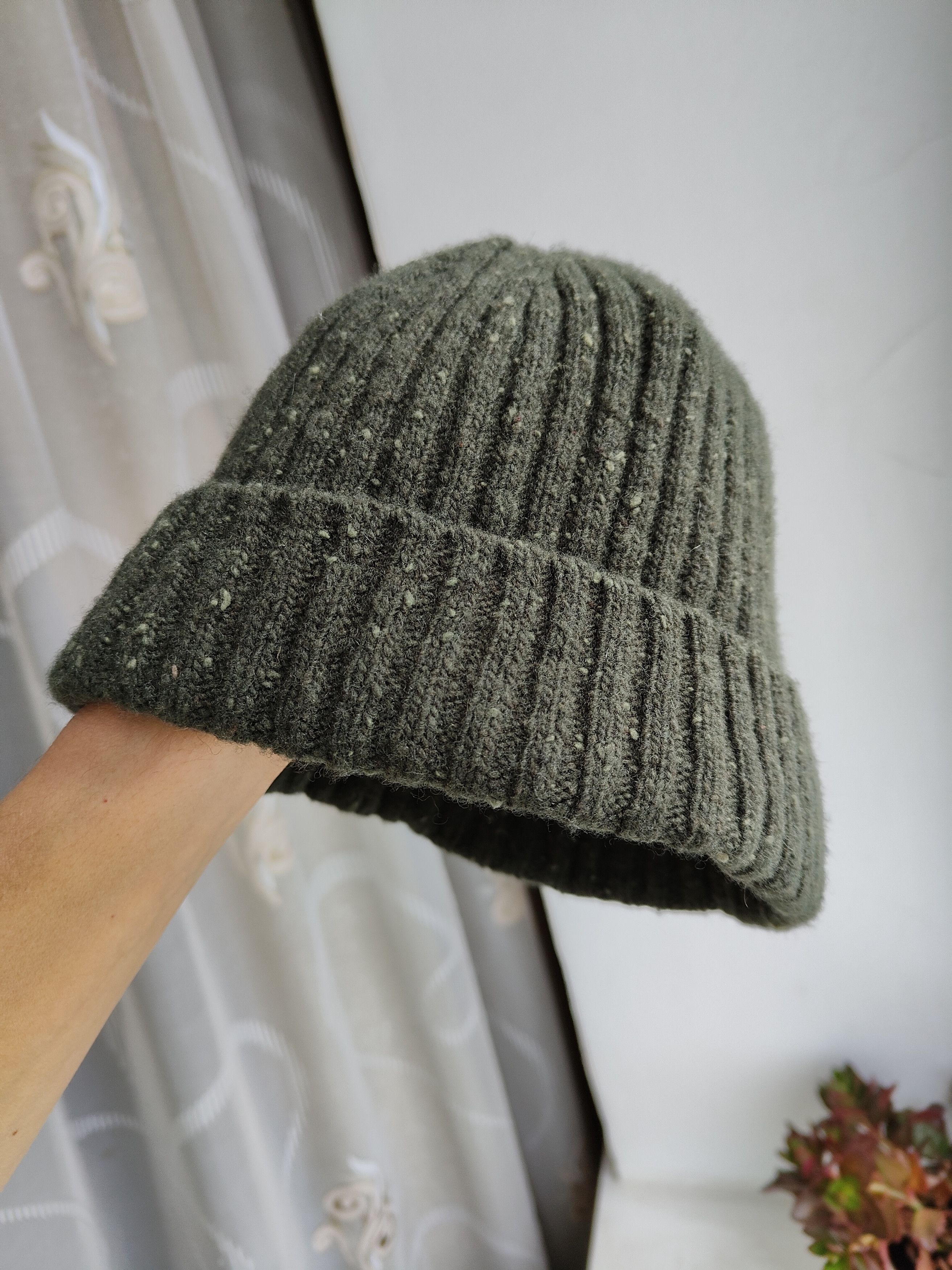 Designer Wool Beanie Knitted Hat Burgs England Man's Woolen Hat Size ONE SIZE - 4 Thumbnail