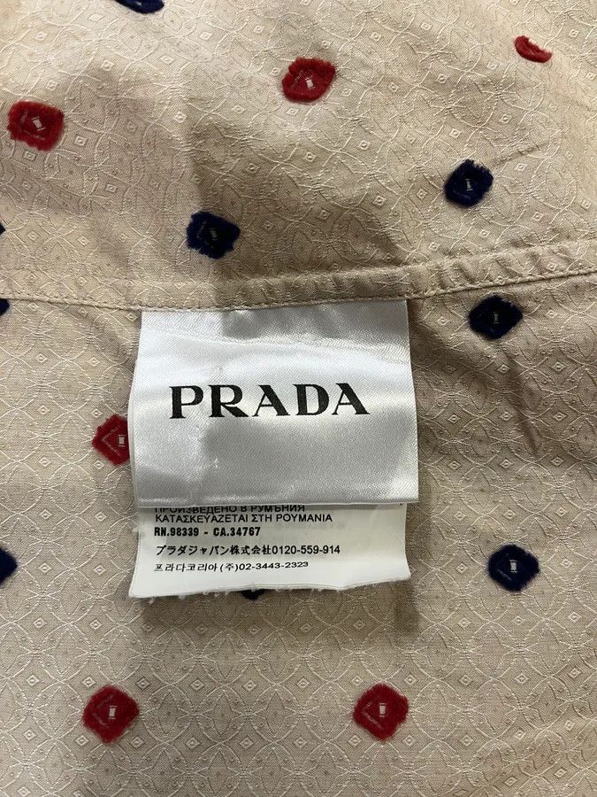 Prada × Vintage SS2017 Prada Contemporary Beige Logo Shirt Size US M / EU 48-50 / 2 - 8 Thumbnail