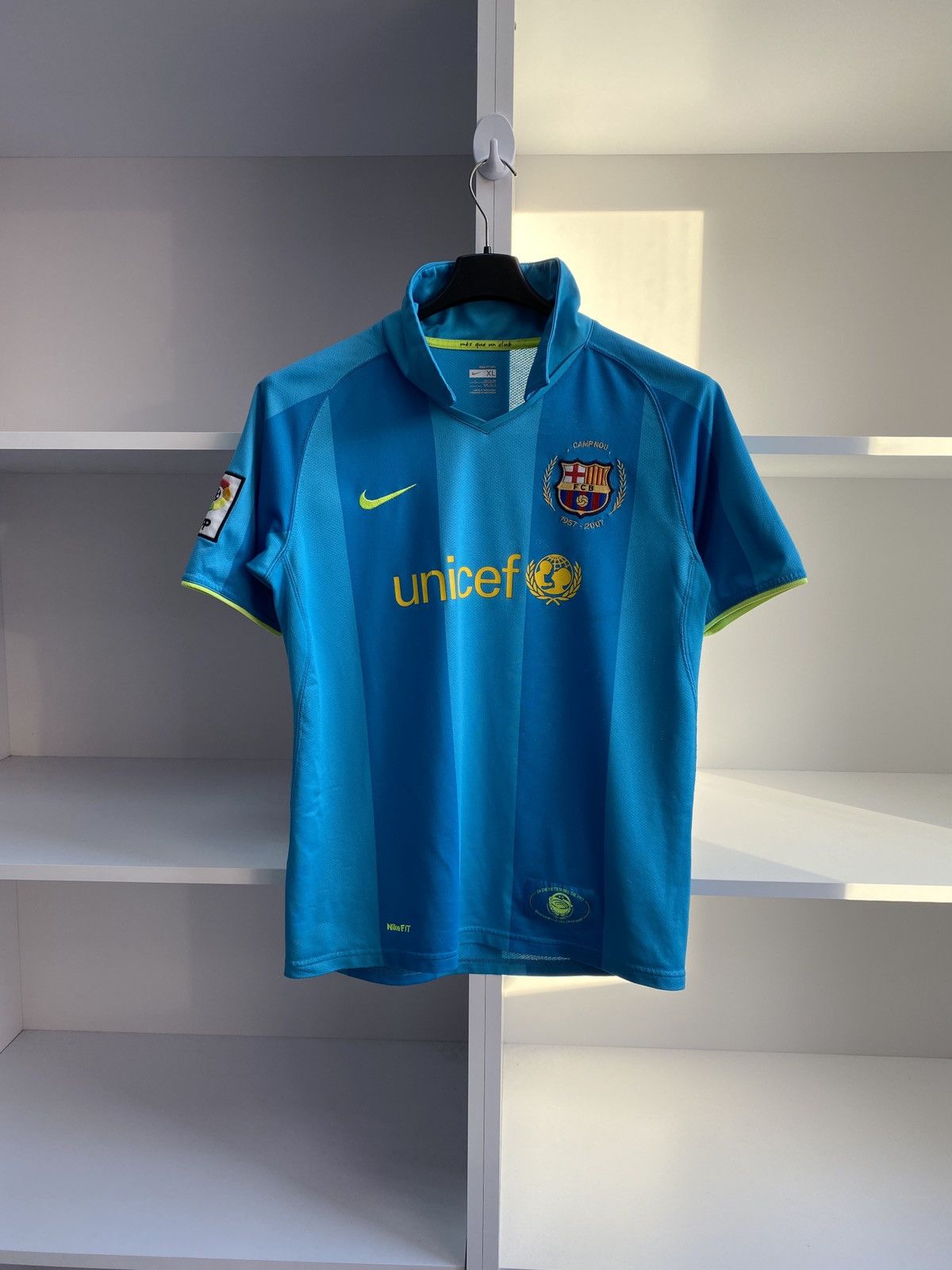 Nike × Vintage Vintage Barcelona Football Jersey Tee size XL(13-15years) Size US S / EU 44-46 / 1 - 3 Thumbnail