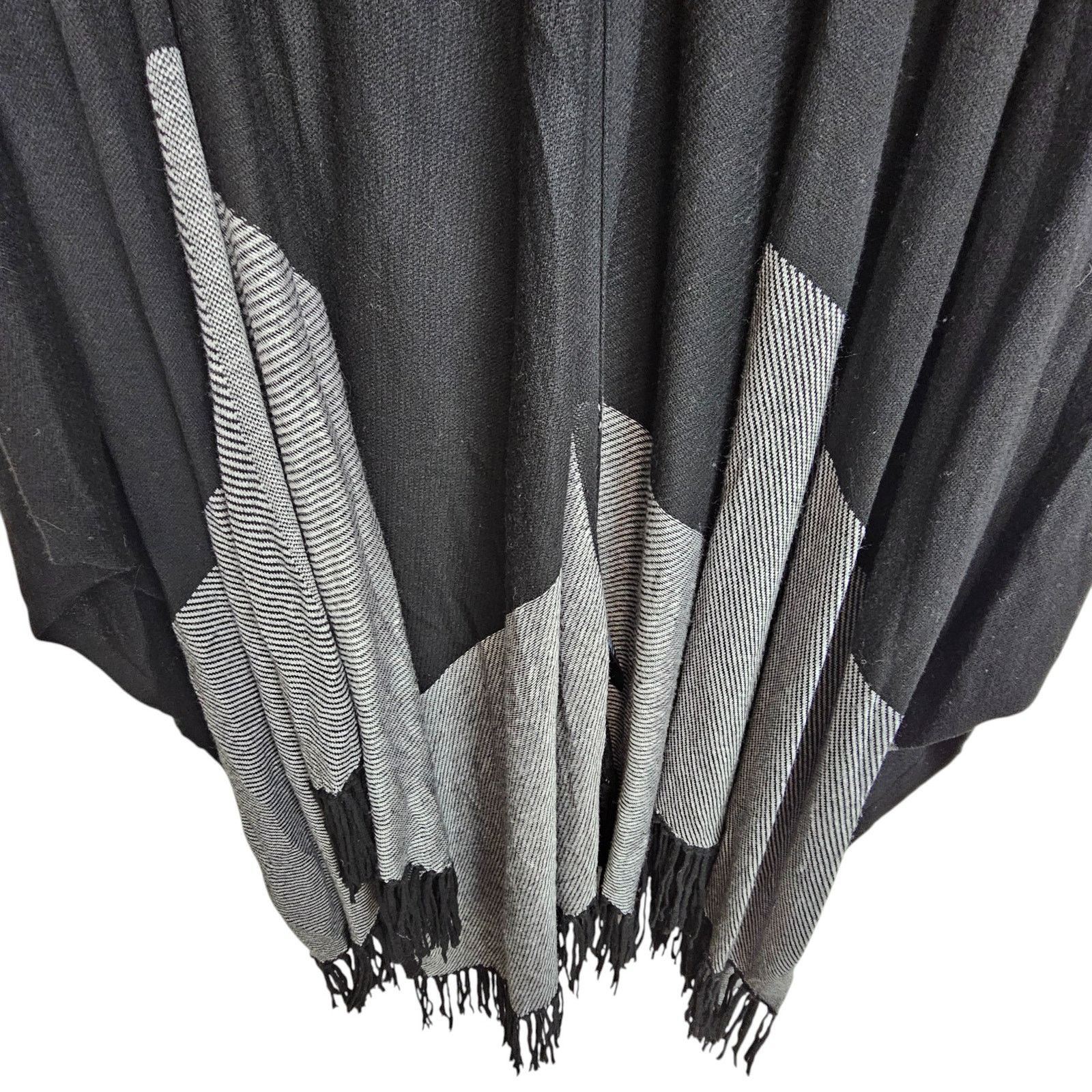 White House Black Market White House Black Market Wool Sweater Wrap Sz M/L Classic Size M / US 6-8 / IT 42-44 - 3 Thumbnail