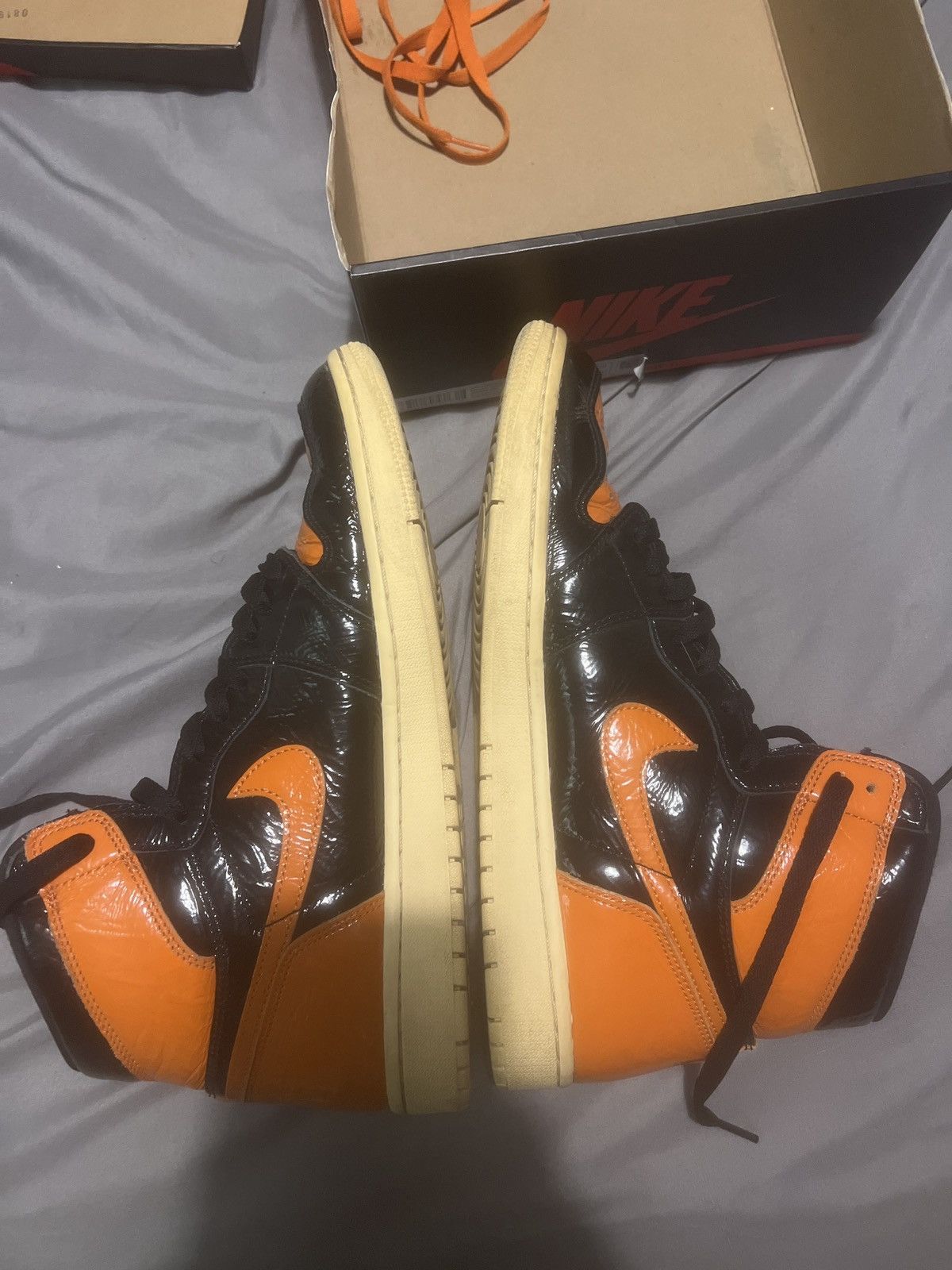 Jordan Brand Air Jordan 1 Retro High Shattered Backboard 3.0 Size US 11 / EU 44 - 8 Thumbnail