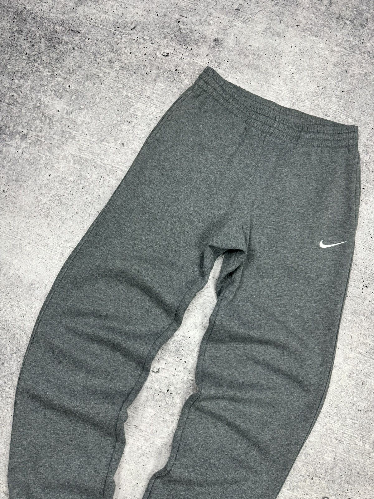 Nike × Vintage Vintage Nike Y2K Style Grey Wide Leg Loose Sweatpants Pants Size US 30 / EU 46 - 4 Thumbnail