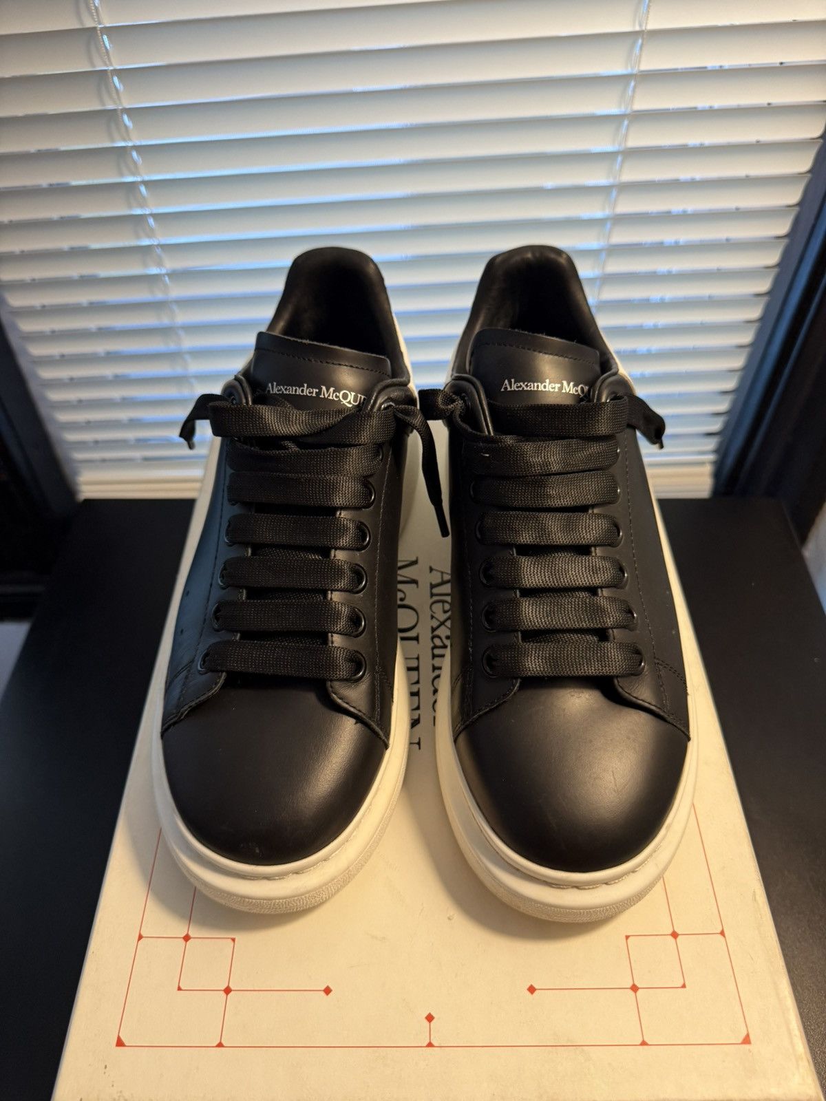Alexander McQueen Alexander Mcqueen Black Sneakers Size 7 US / 40 EU Size US 7 / EU 40 - 3 Thumbnail