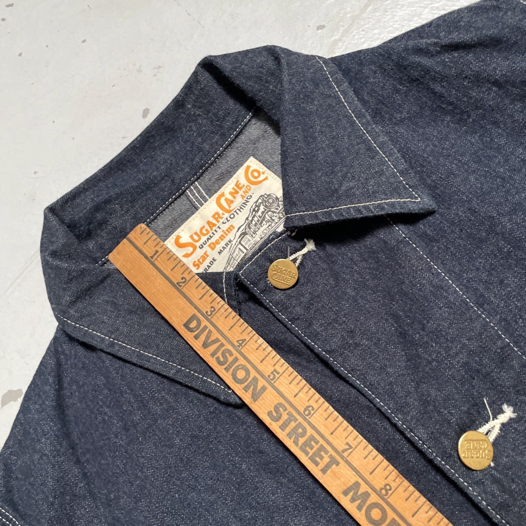 Sugar Cane Sugar Cane Japan Denim Chore Workwear Jacket 36 NWT Blue Cotton Denim Unisex Adults Vintage Heritage 40s 50s 60s Engineer Americana Biker Riding NWT Size US XXS / EU 40 - 4 Thumbnail