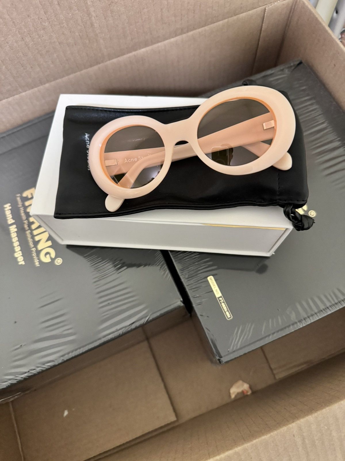 ACNE STUDIOS Mustang サングラス Acne studios Mustang アクネ マスタング サングラス 黒 - メルカリ
