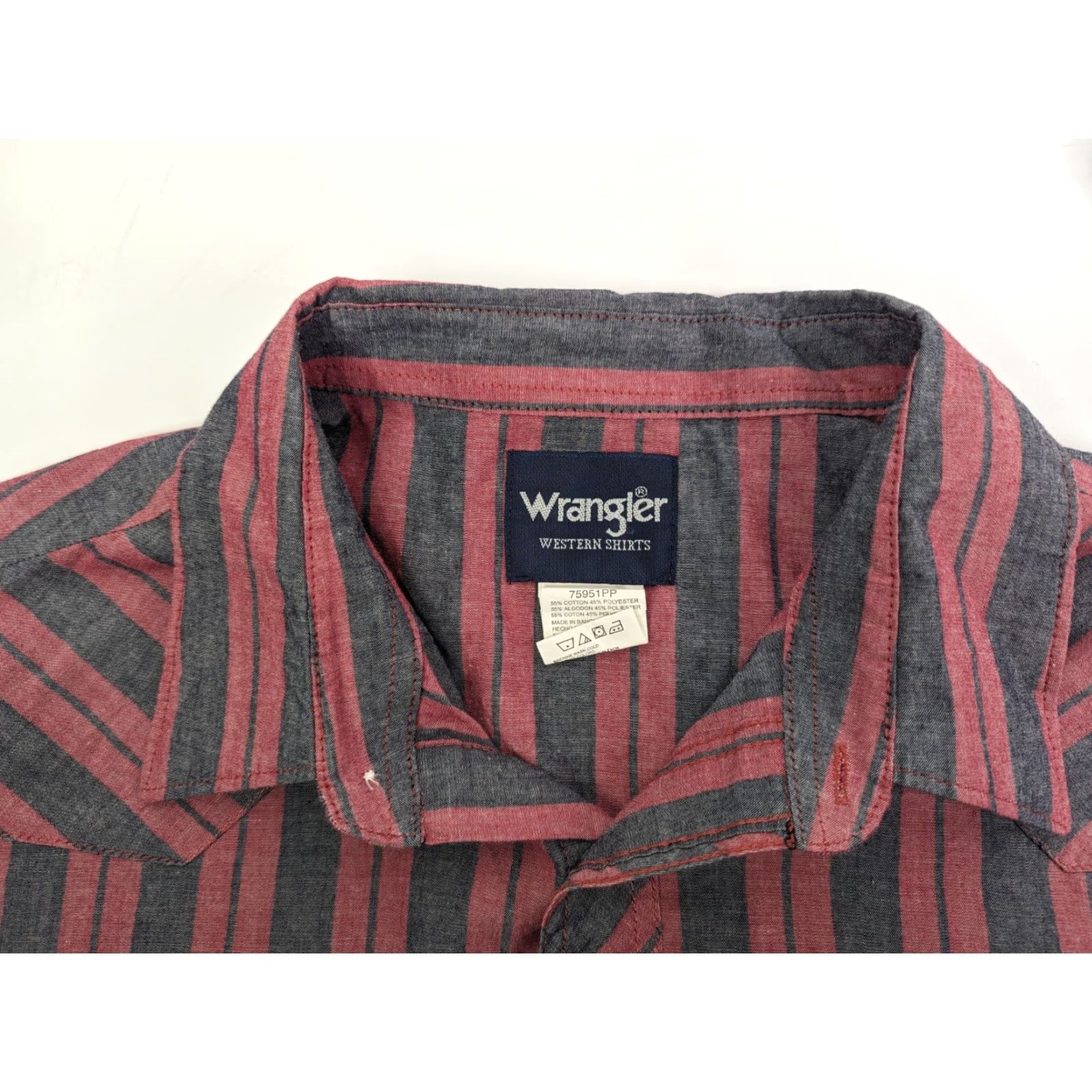 Wrangler Wrangler Button-Up Shirt Men 2XT Western Cowboy Red Long Sleeve Pearl Snap Cotton Polyester Striped Workwear Casual Travel Regular Fit Big & Tall Mens Size US XXL / EU 58 / 5 - 7 Thumbnail