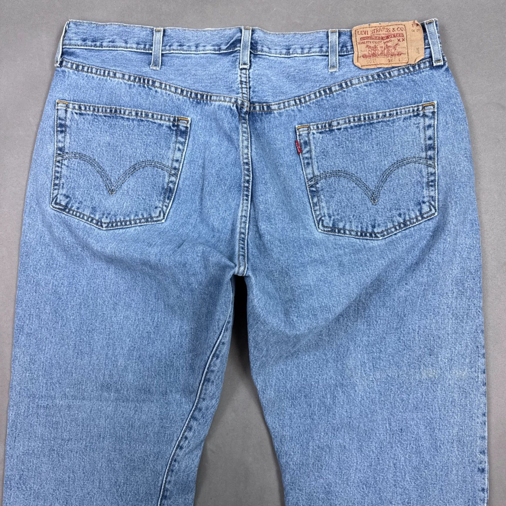Levi's VINTAGE Levi's 501 Jeans Men 42x30 Blue Y2K Button Fly Denim Pant Distressed Work Size US 42 / EU 58 - 7 Thumbnail