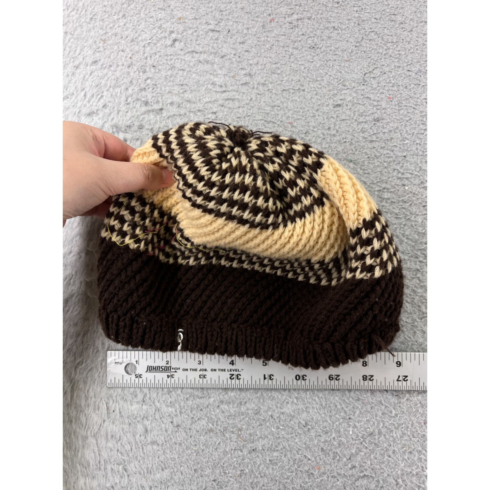 Vintage Beanie Toque Adult One Size Brown Ivory Stripe Knit 100% Acrylic Snow Ski Pom Hat Size ONE SIZE - 5 Thumbnail
