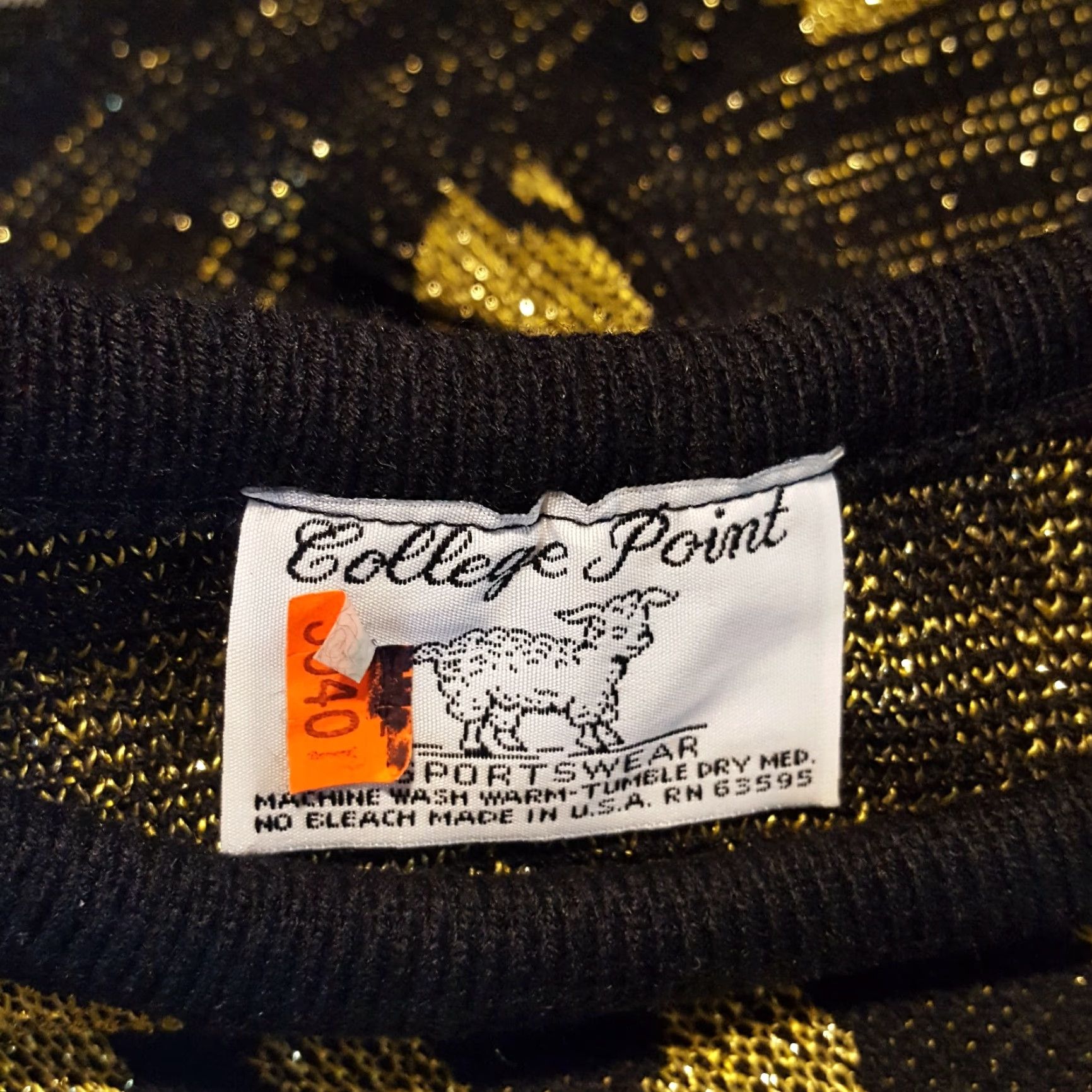 Vintage VINTAGE Shiny Gold Animal Print Women's Size M Knit Pullover Art Sweater NOS Size M / US 6-8 / IT 42-44 - 6 Thumbnail