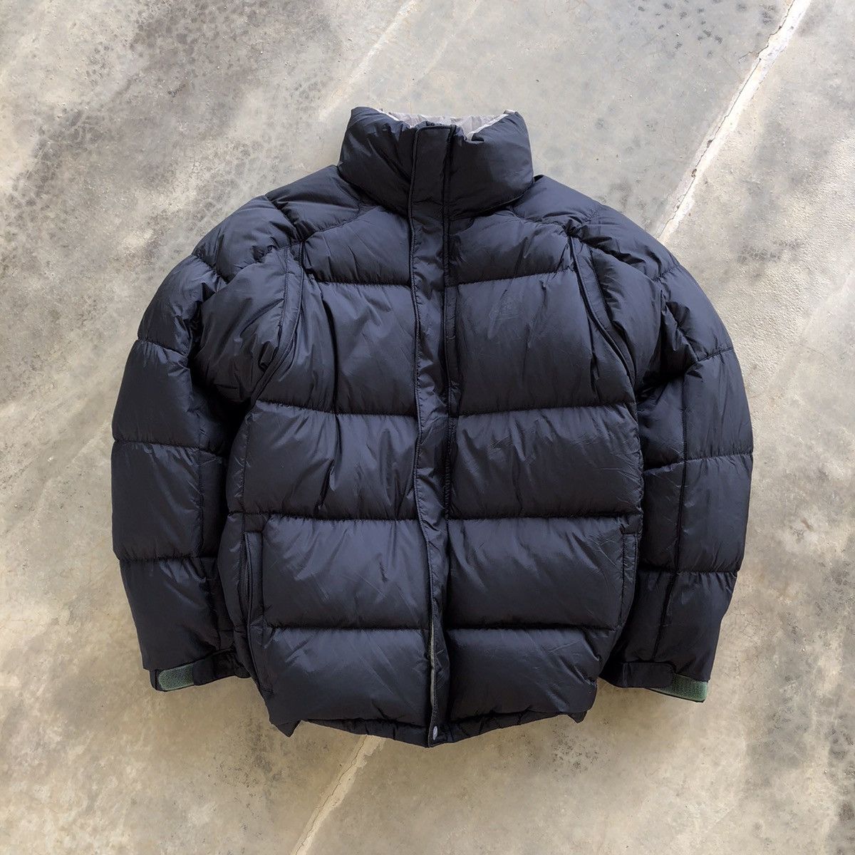 image of Nike Acg Puffer Black Jacket, Men's (Size Large)