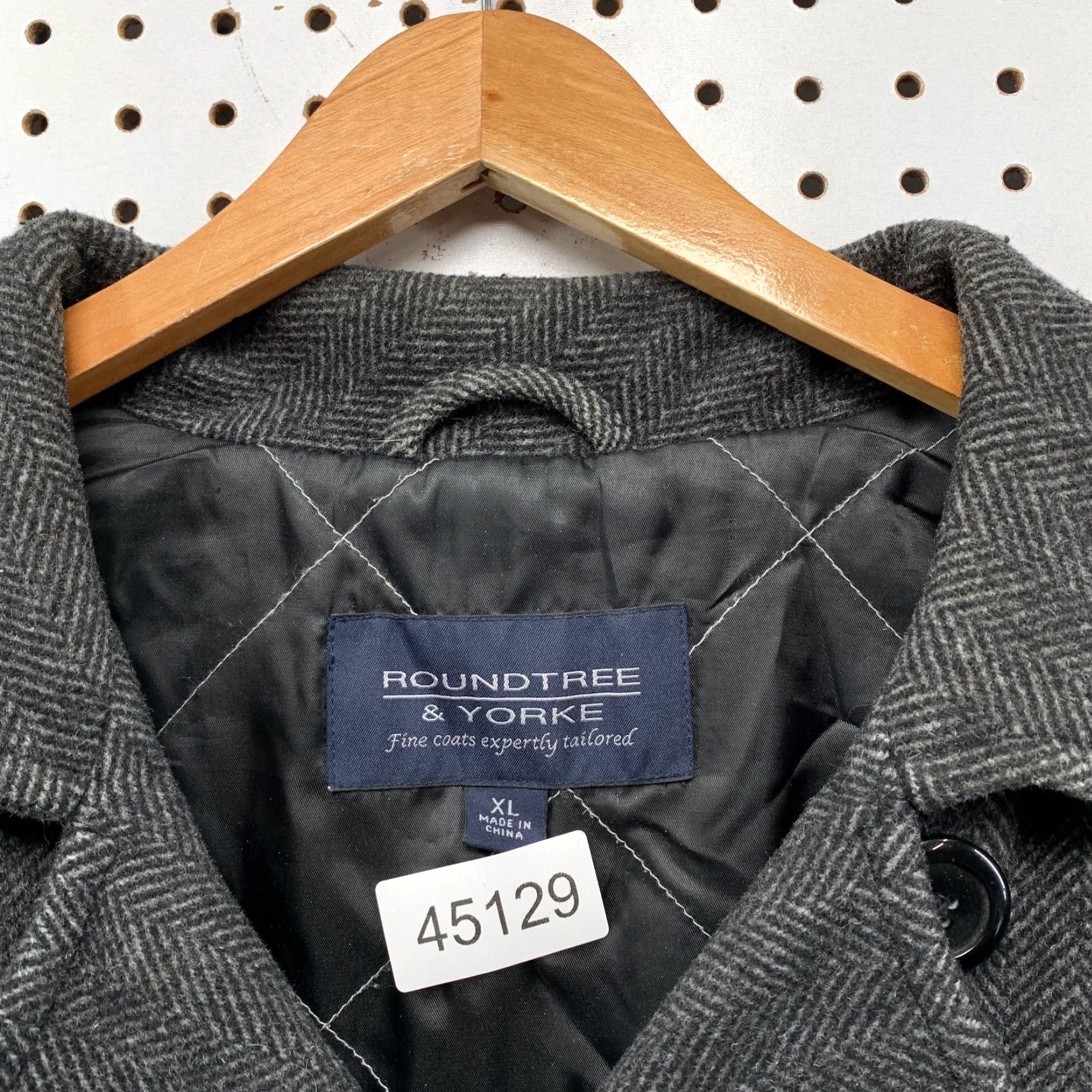 Roundtree & Yorke VINTAGE Roundtree Yorke Wool Tweed Coat Men XL Gray Double Breasted Herringbone Pea Coat Size US XL / EU 56 / 4 - 4 Thumbnail