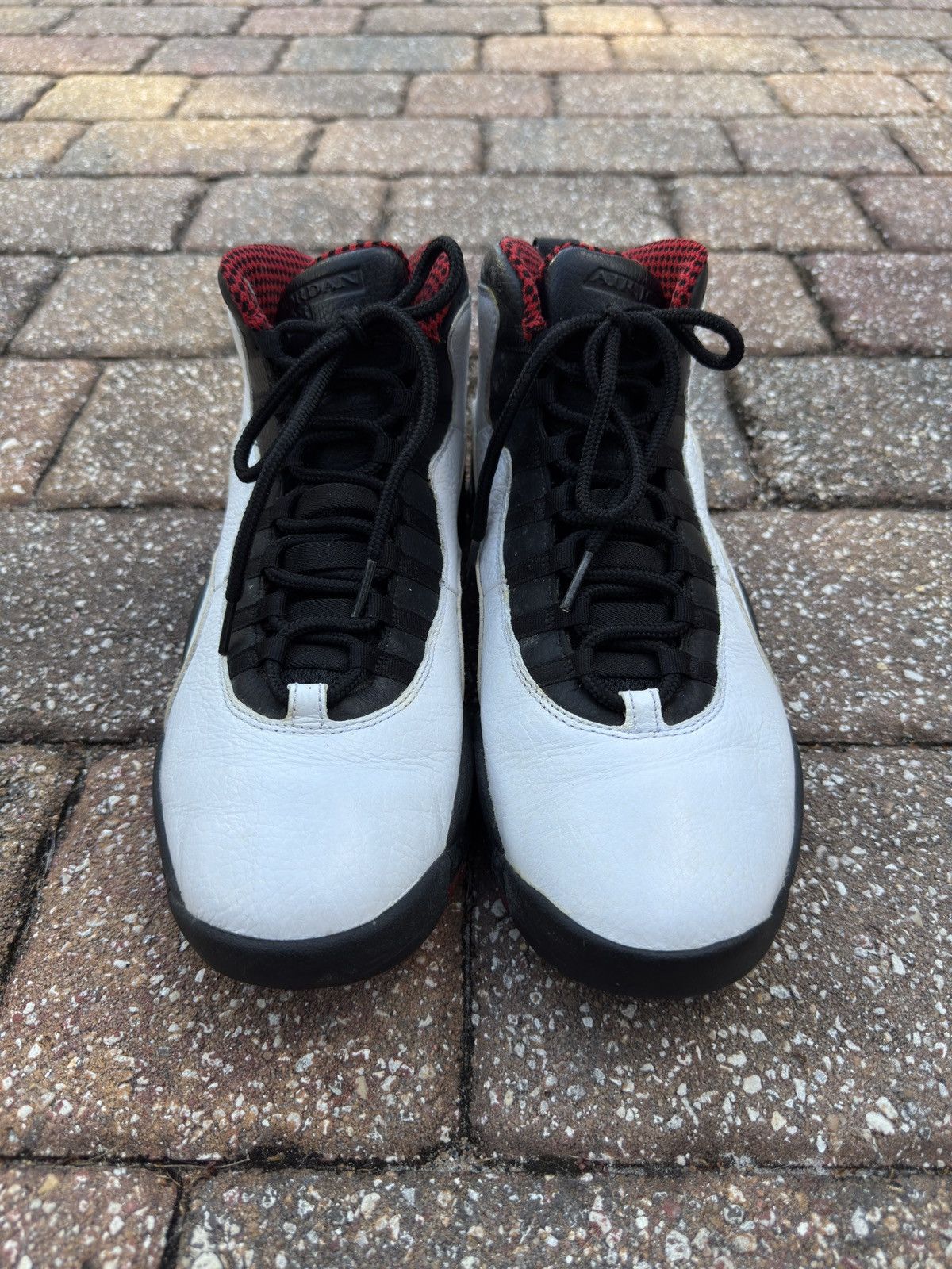 Jordan Brand Chicago 10 Retro Jordan (2011) Size US 10.5 / EU 43-44 - 1 Thumbnail