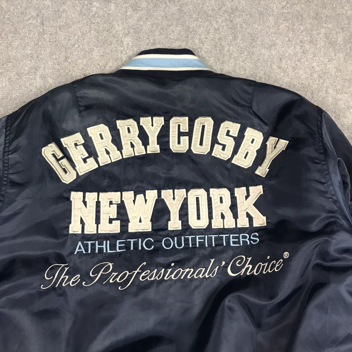 Japanese Brand VINTAGE COSBY NEW YORK EMBROIDERY JACKET Size US L / EU 52-54 / 3 - 11 Thumbnail