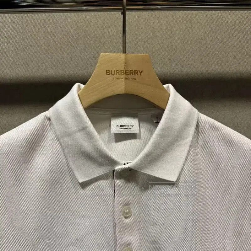 Burberry Burberry White Summer Logo Men's Polo. Size US M / EU 48-50 / 2 - 1 Thumbnail