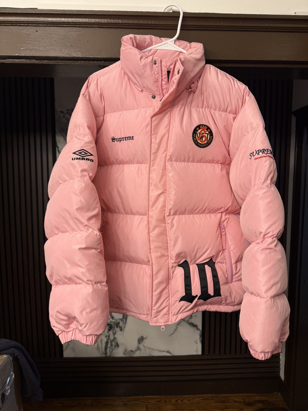 Supreme Supreme Umbro Puffer Jacket Pink Size Large Size US L / EU 52-54 / 3 - 1 Thumbnail