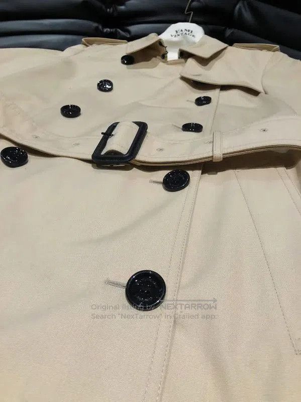 Burberry Burberry Women's Khaki Cotton Trench Coat. Size M / US 6-8 / IT 42-44 - 4 Thumbnail