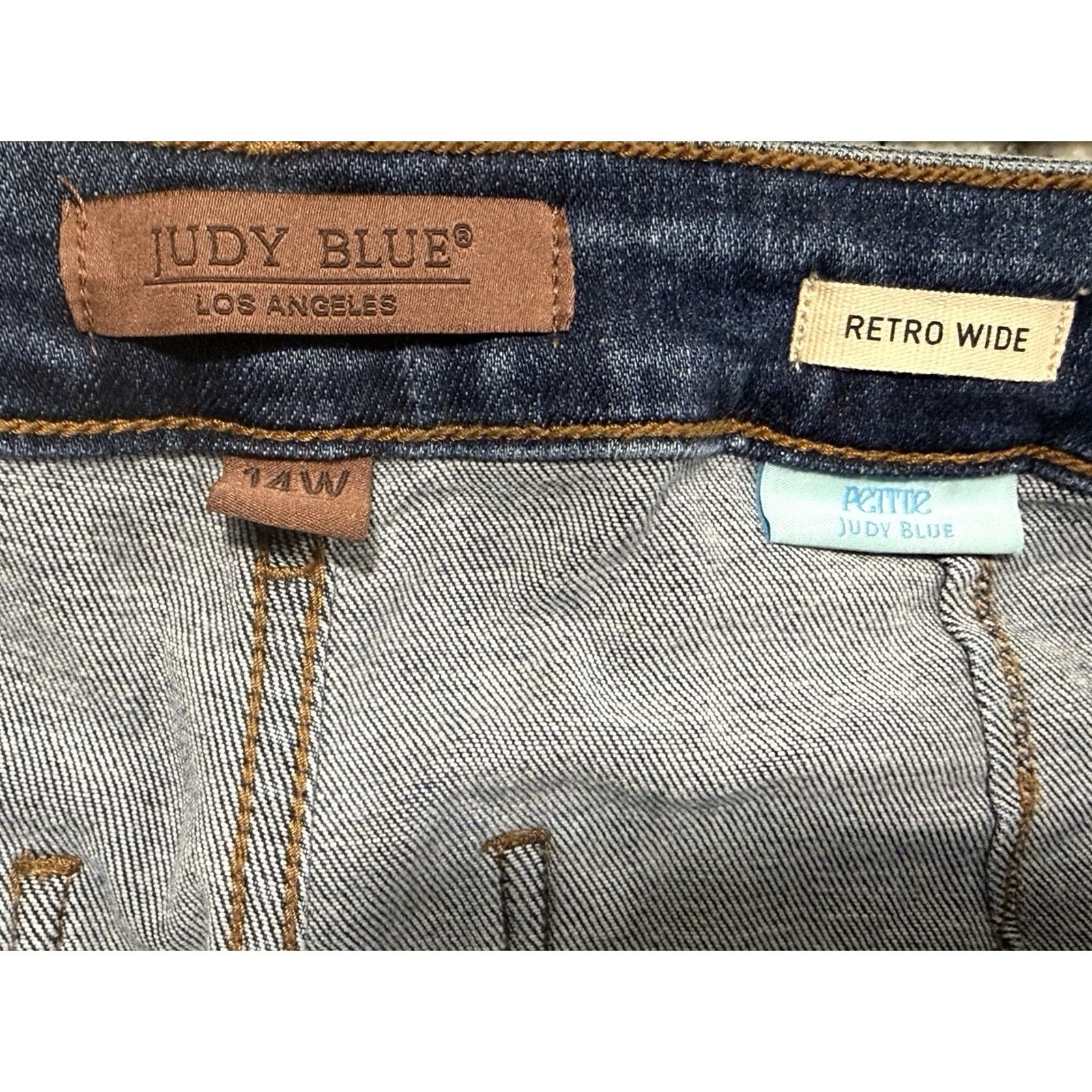 Vintage Judy Blue Retro Wide Leg Crop Jeans 14W Petite High Waist Boho Casual Size 24" / US 00 / IT 34 - 2 Thumbnail