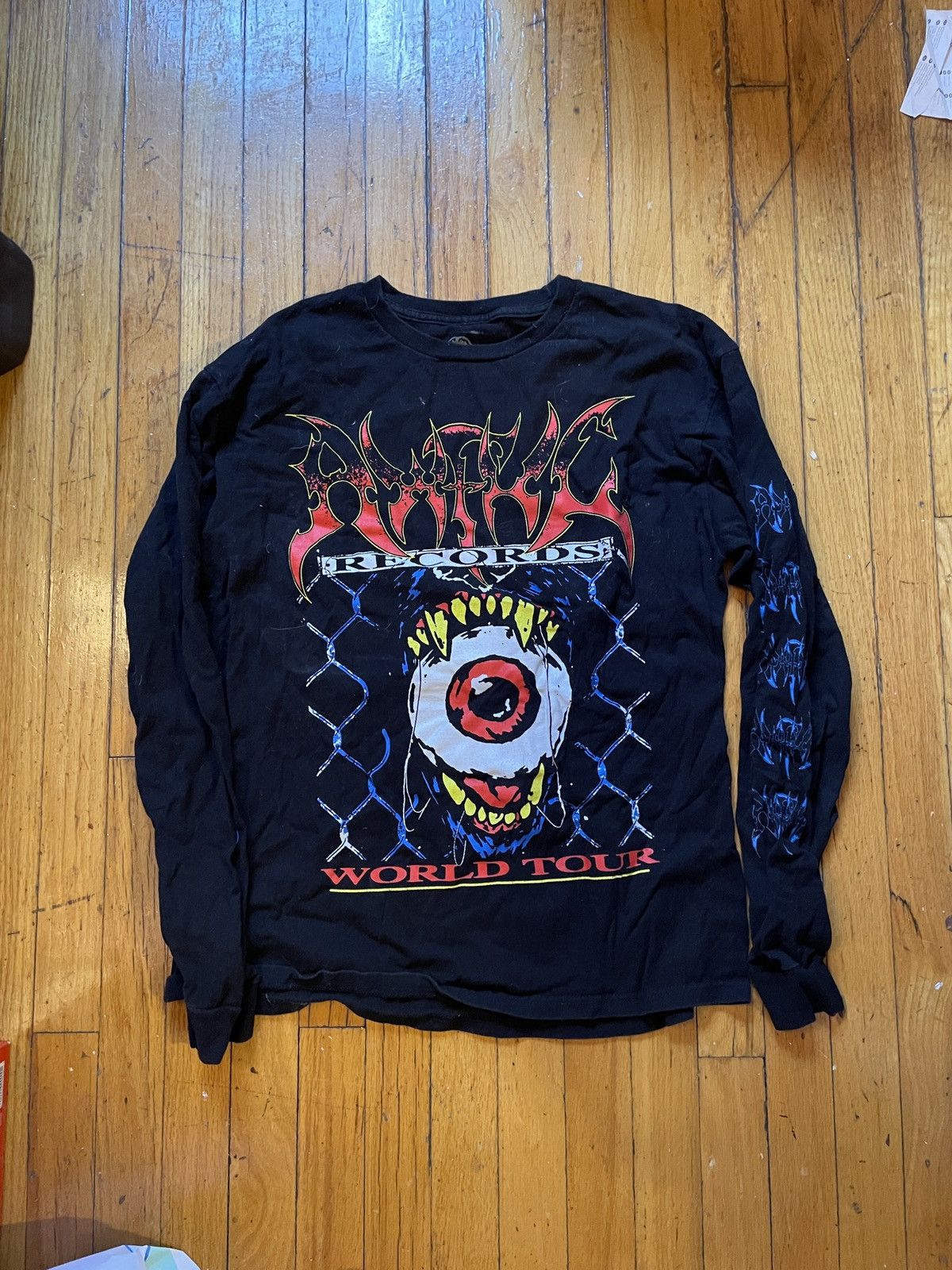 Other Rare Awful Records World Tour 2017 T Shirt Men’s Size L Size US L / EU 52-54 / 3 - 1 Thumbnail