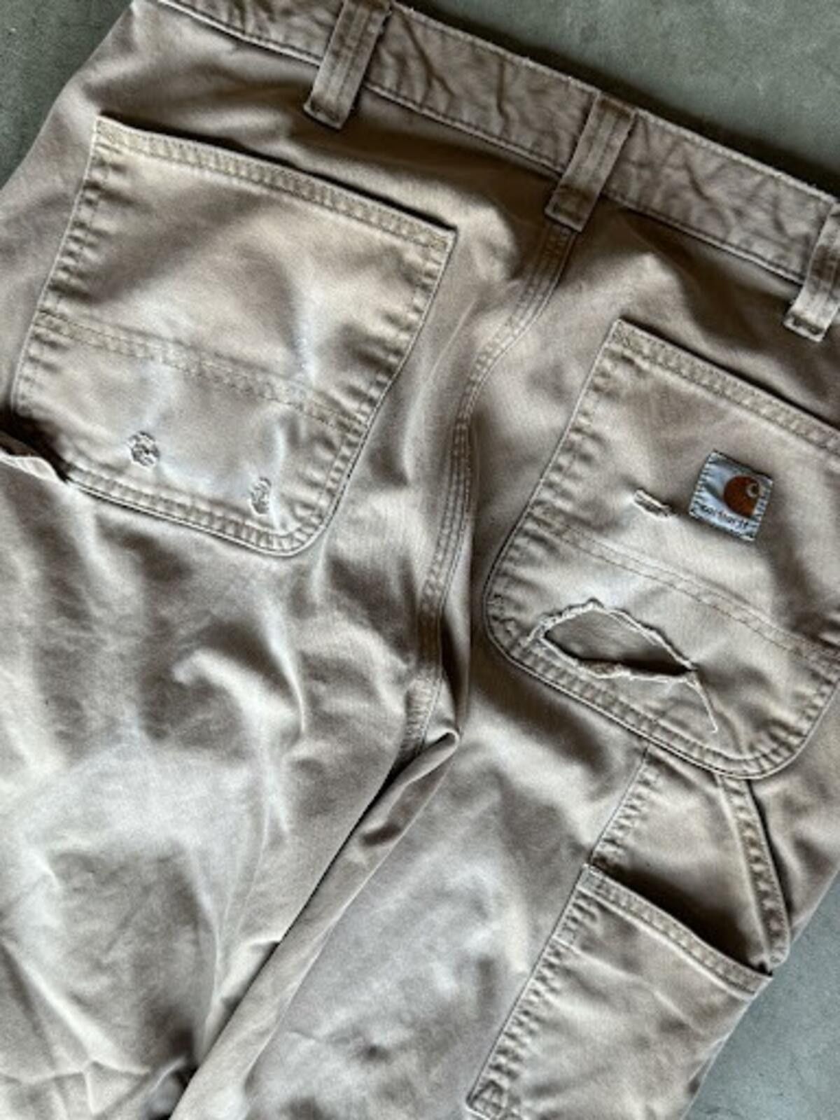 Carhartt Carhartt Carpenter Pants Tan Distressed Paint Workwear Size US 34 / EU 50 - 1 Thumbnail