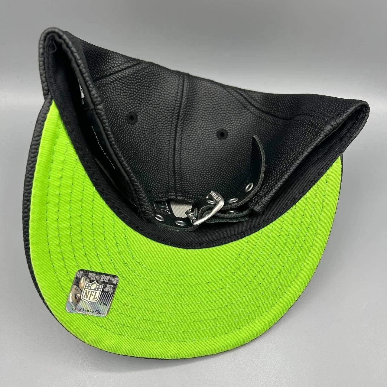 New Era Seattle Seahawks Hat Men 9Fifty New Era Strap Back Cap M-L Size ONE SIZE - 5 Thumbnail