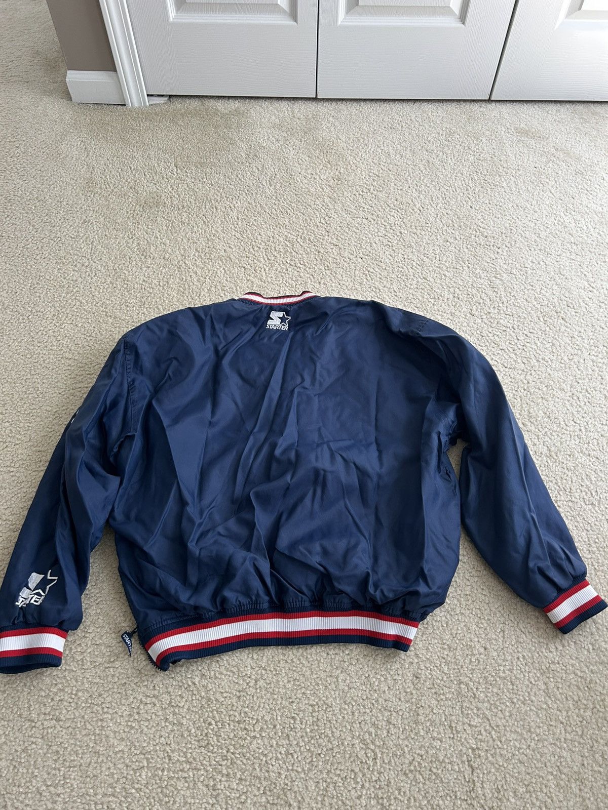 Starter Vintage pullover V neck UConn jacket Size US L / EU 52-54 / 3 - 2 Thumbnail