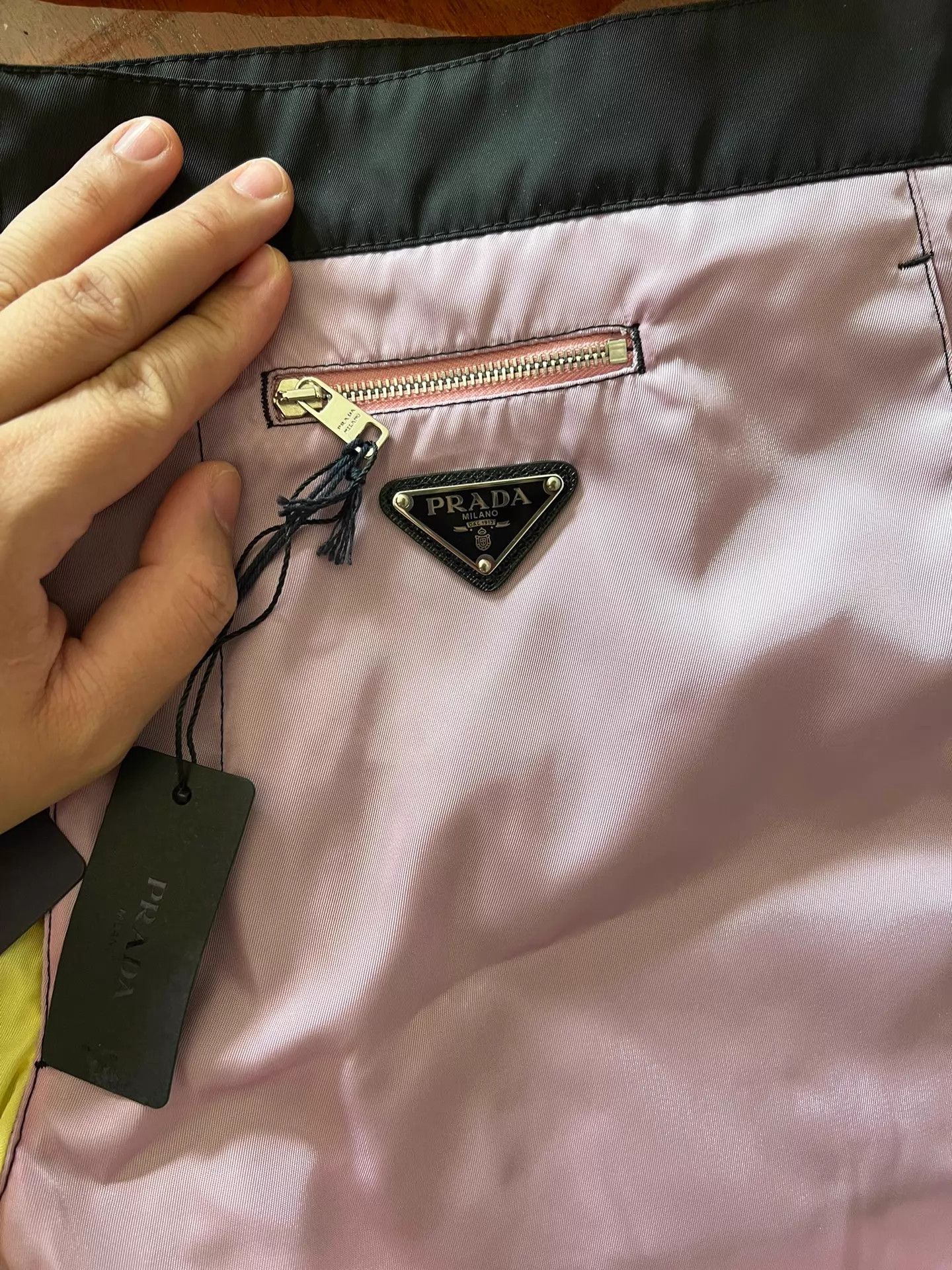 Prada Prada Color Block Triangle Logo Classic Short New Size 48 Size US 32 / EU 48 - 2 Thumbnail