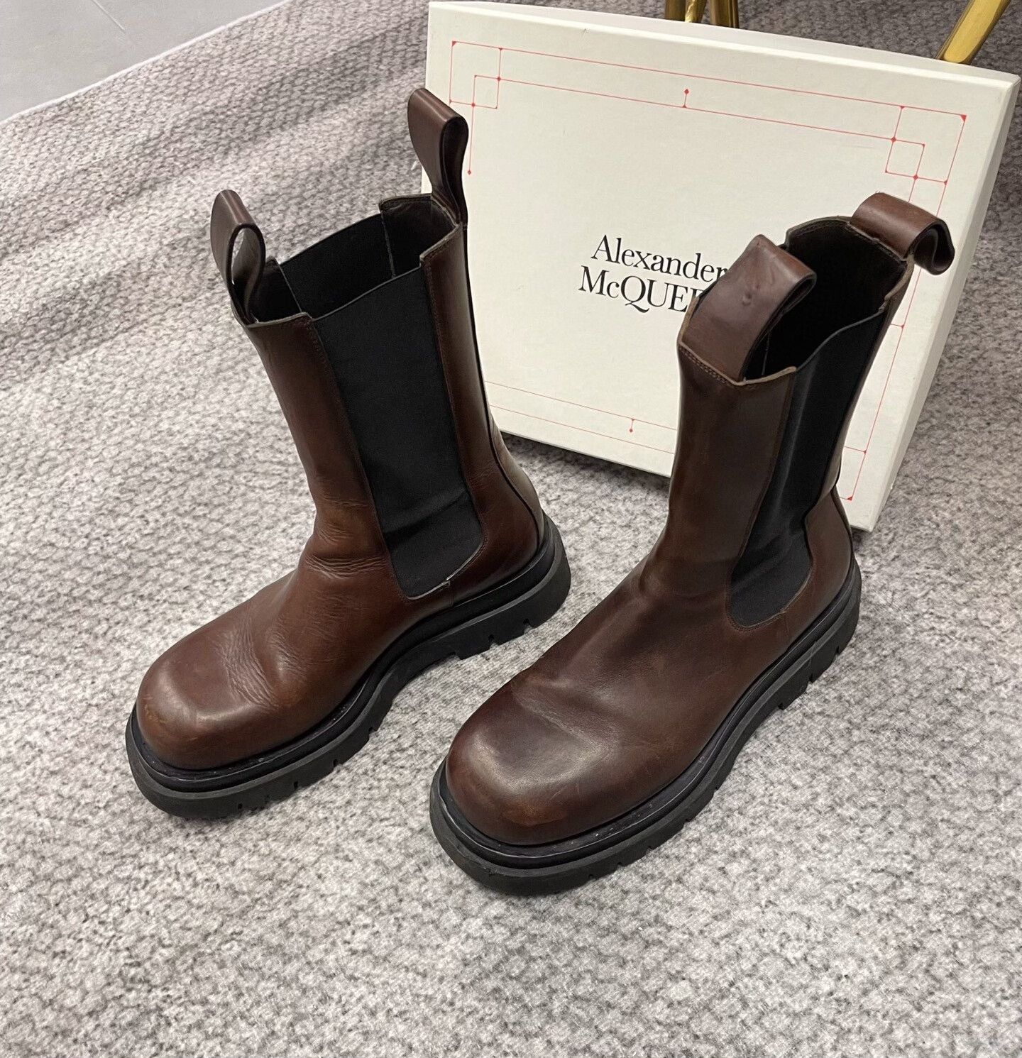 Bottega Veneta Bottega Veneta Brown Thick-Sole Chelsea Boots Size US 9 / IT 39 - 1 Thumbnail